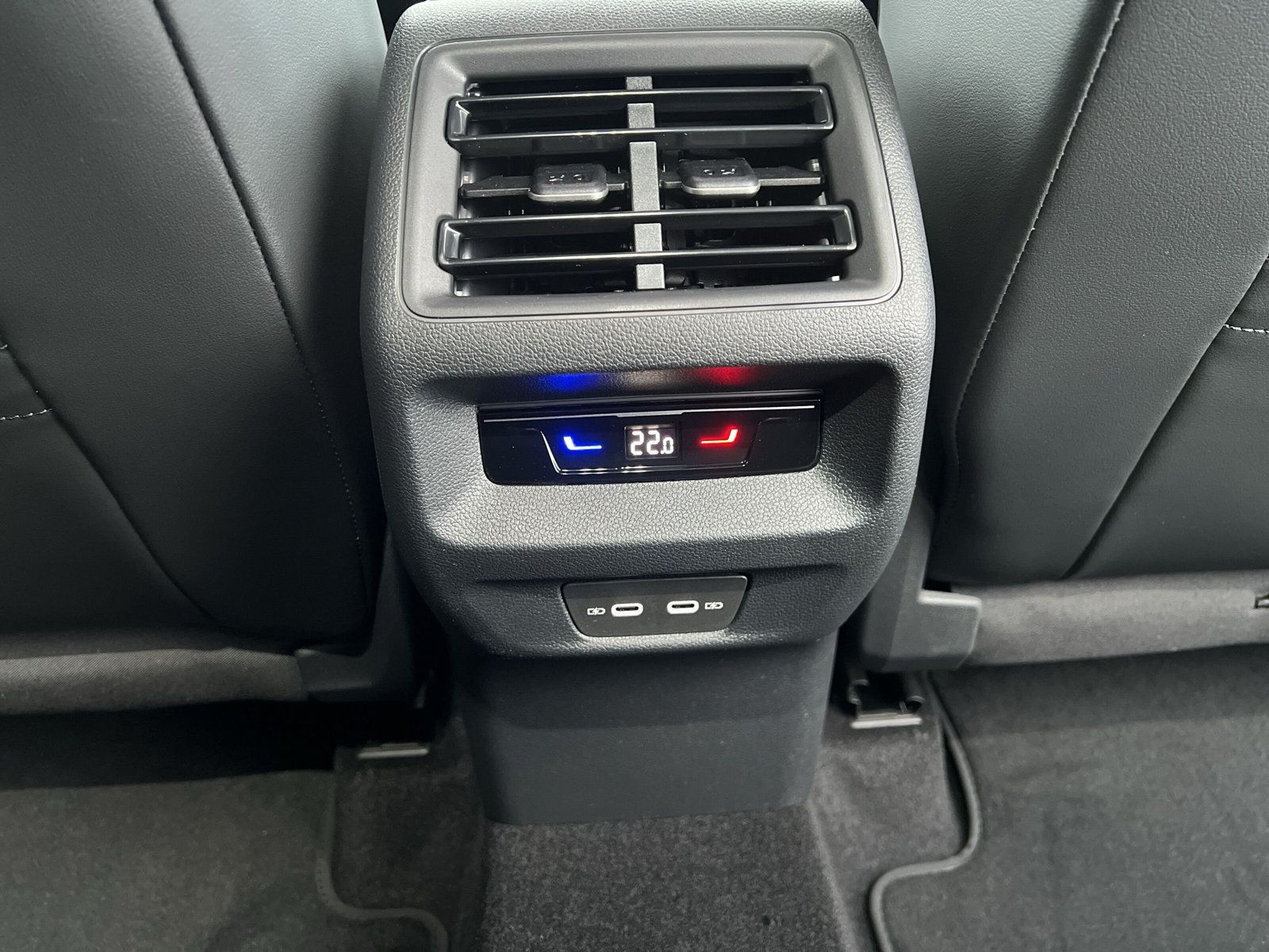 Volkswagen - Tayron_26