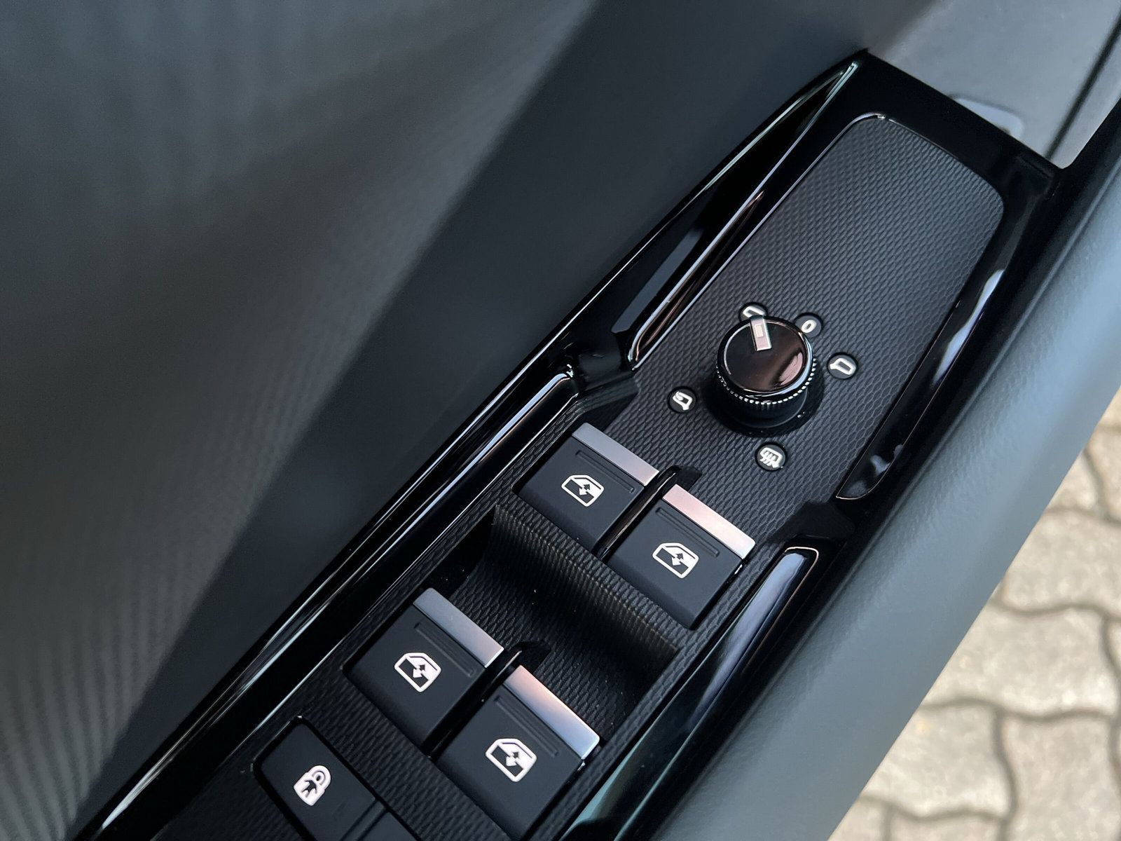 Audi - Q3_30