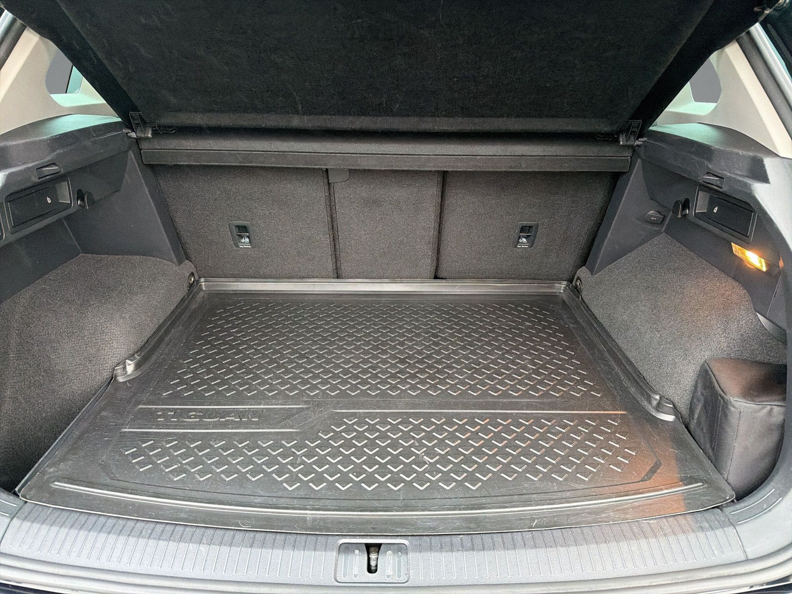 Volkswagen - Tiguan_11