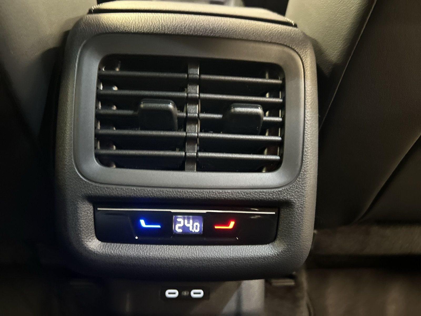 Volkswagen - T-Roc_30