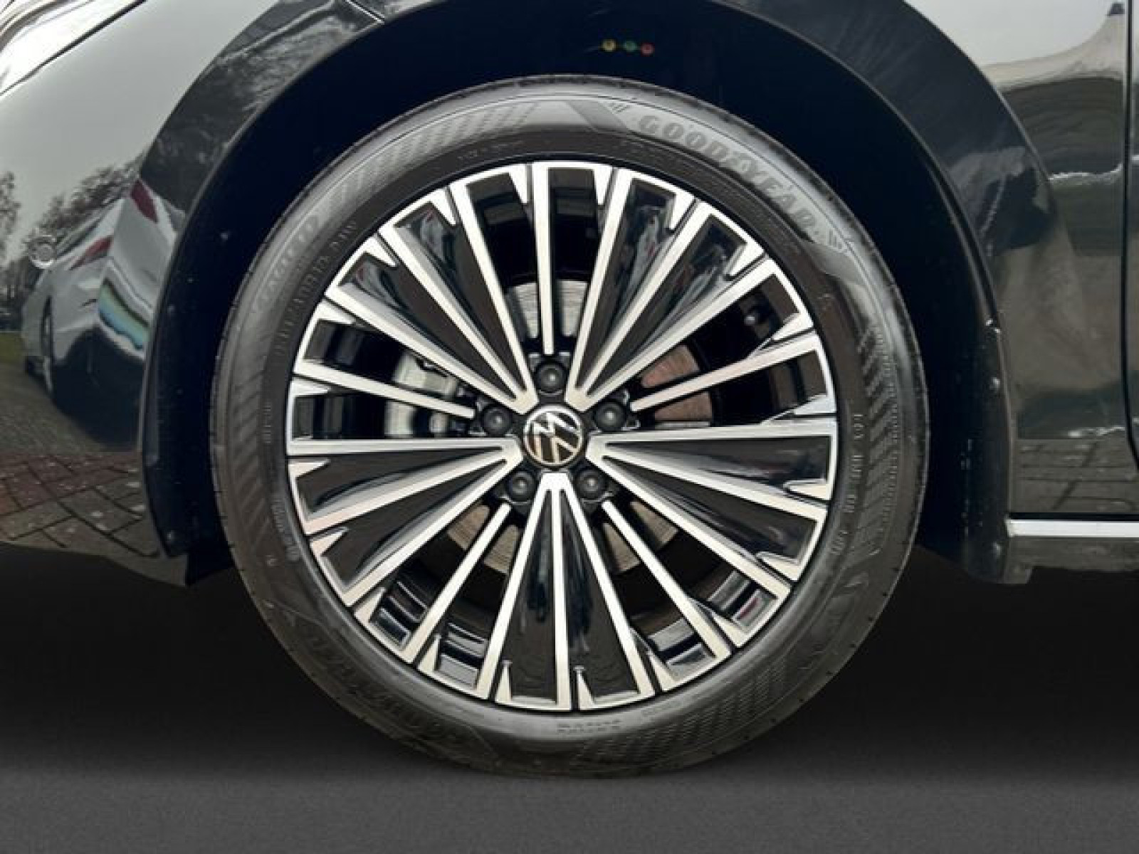 Volkswagen - Passat Variant_7