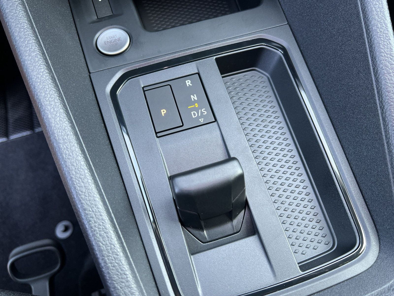 Volkswagen - Caddy_15