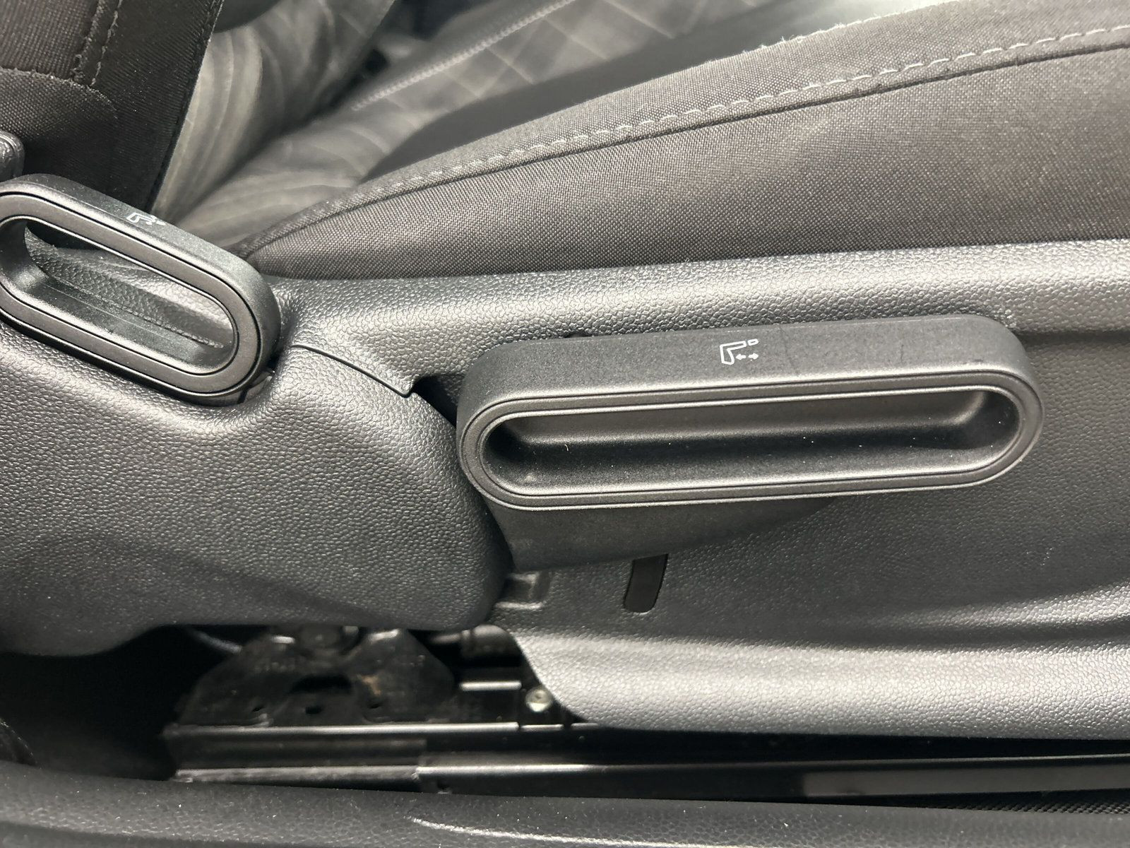 Mini (BMW) - Cooper D_24