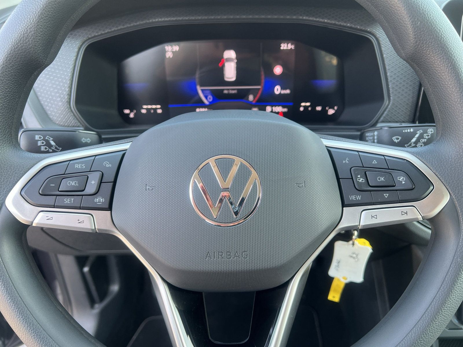 Volkswagen - T-Cross_24