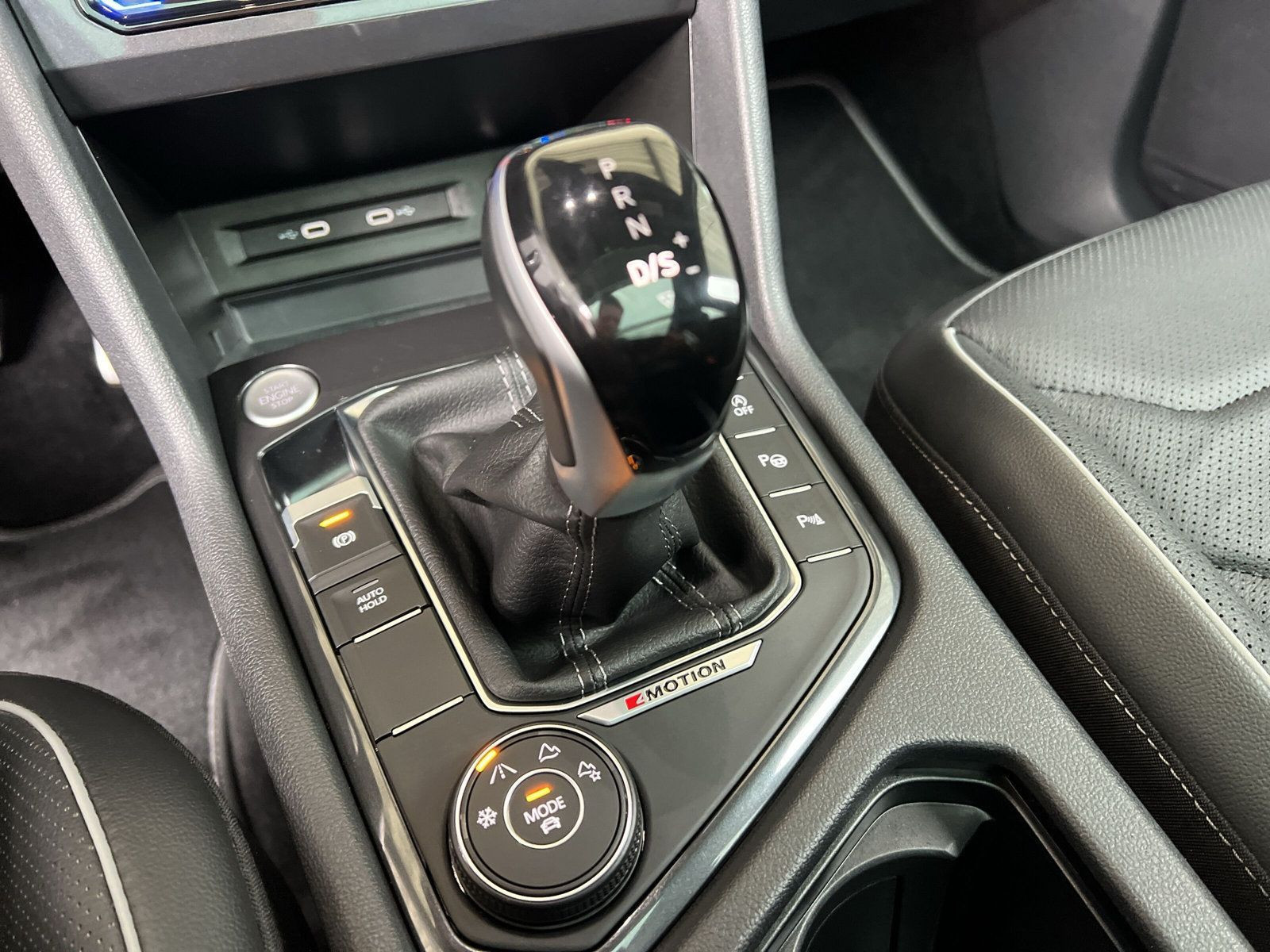 Volkswagen - Tiguan Allspace_16