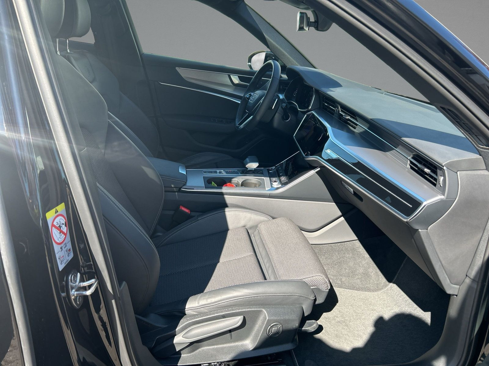 Audi - A6 Limousine_10