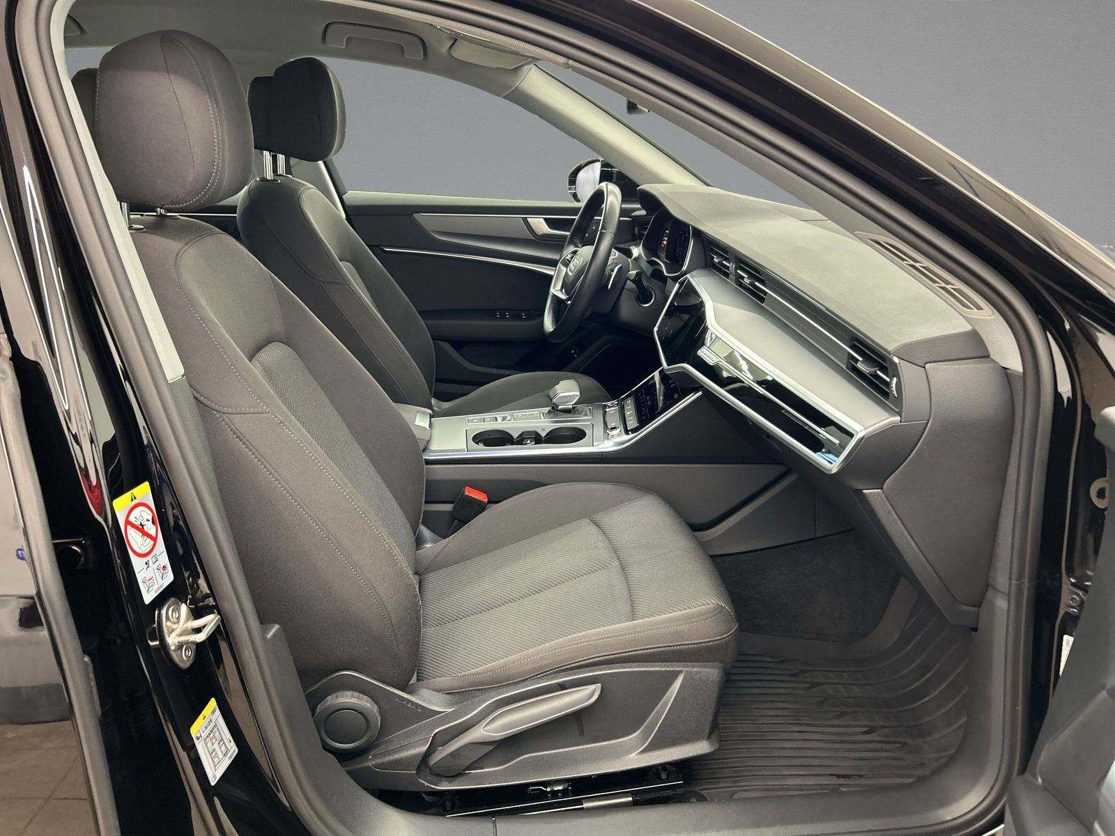 Audi - A6 Limousine_10