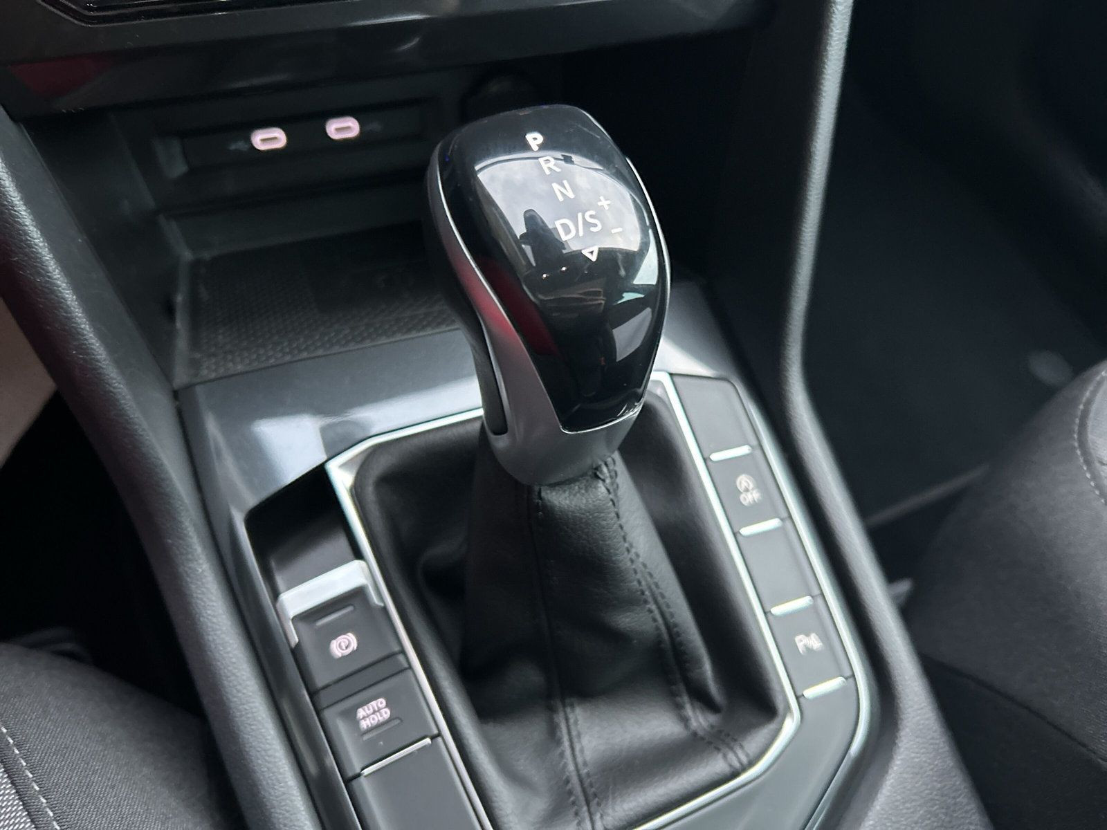 Volkswagen - Tiguan_15