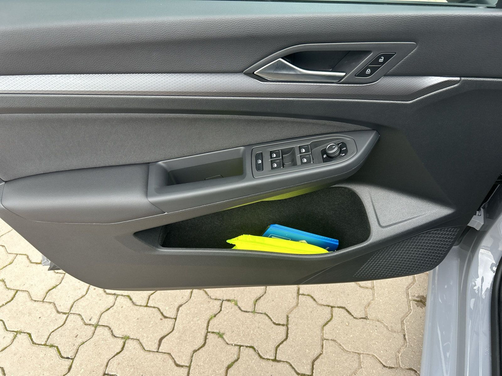 Volkswagen - Golf_21