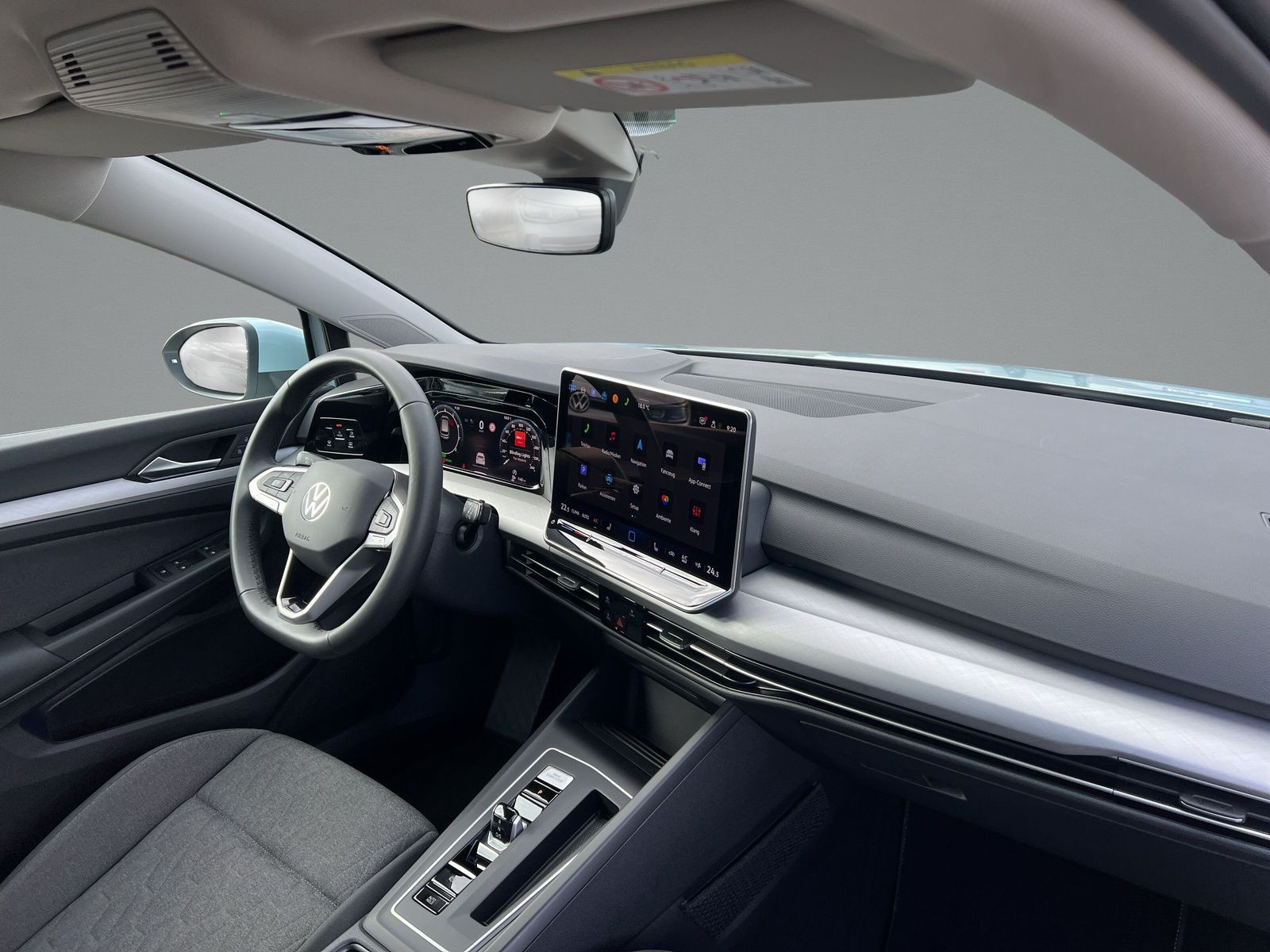 Volkswagen - Golf_15