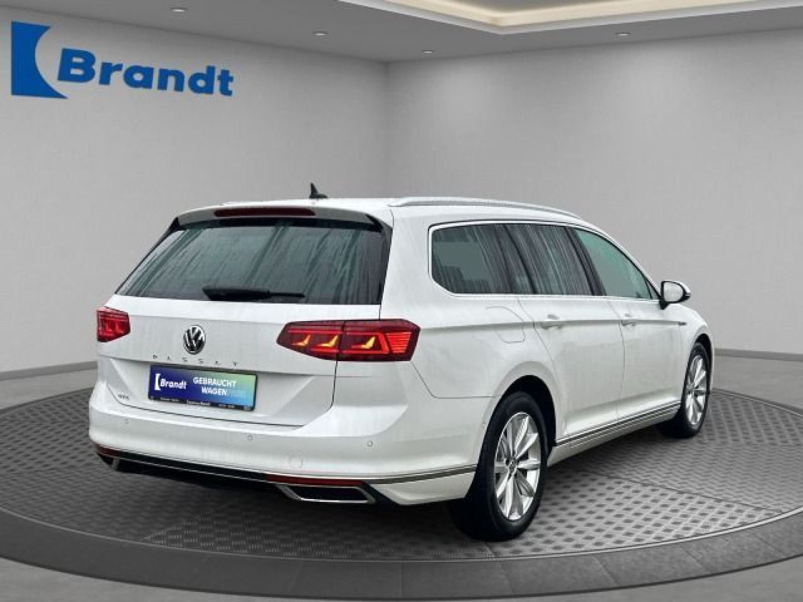 Volkswagen - Passat Variant_4