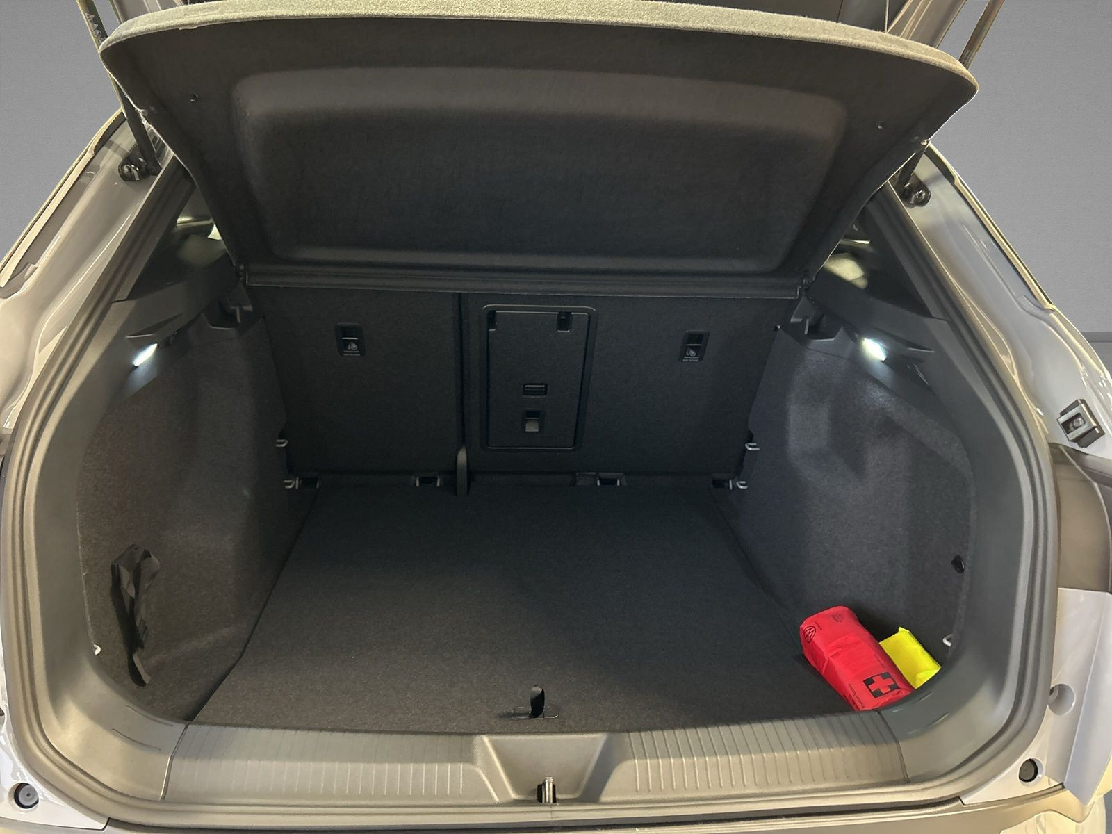 Volkswagen - ID.4_11