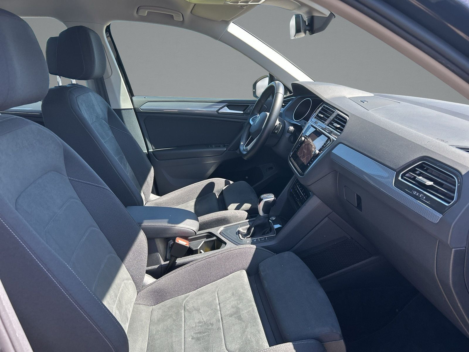 Volkswagen - Tiguan_12