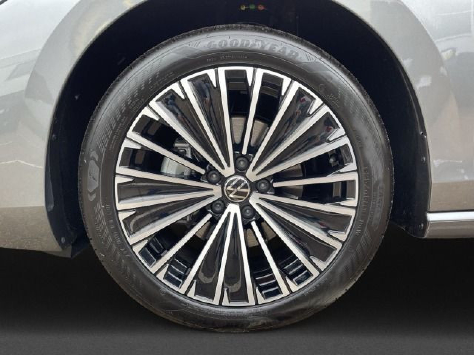 Volkswagen - Passat Variant_7