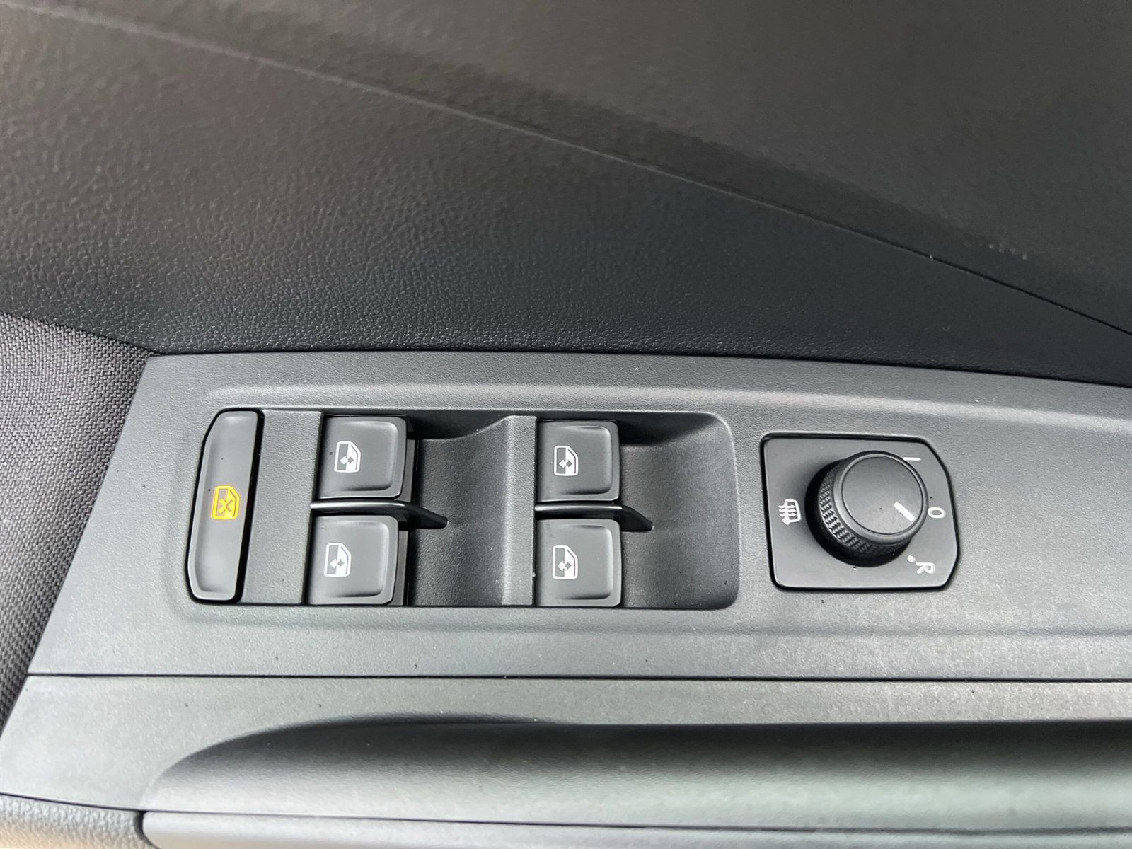 Fahrzeugbild_28 Fahrzeugbild_28