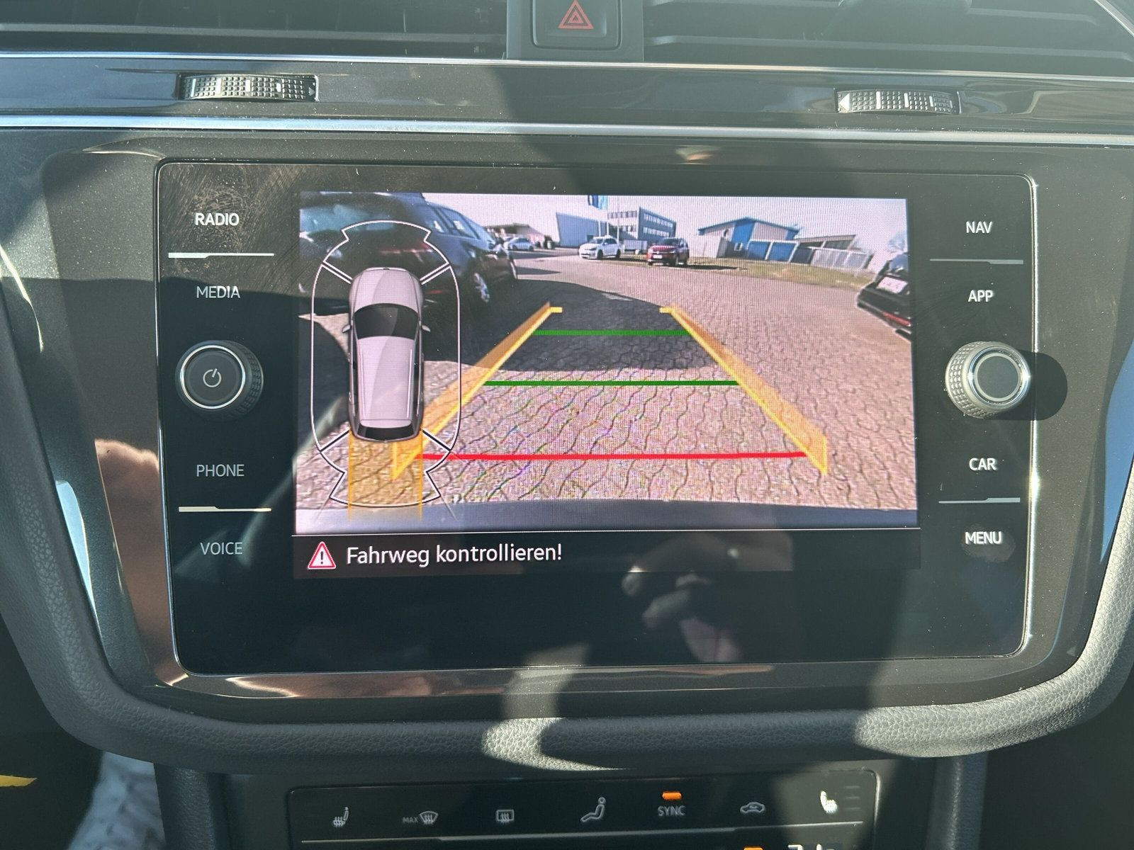 Volkswagen - Tiguan_23