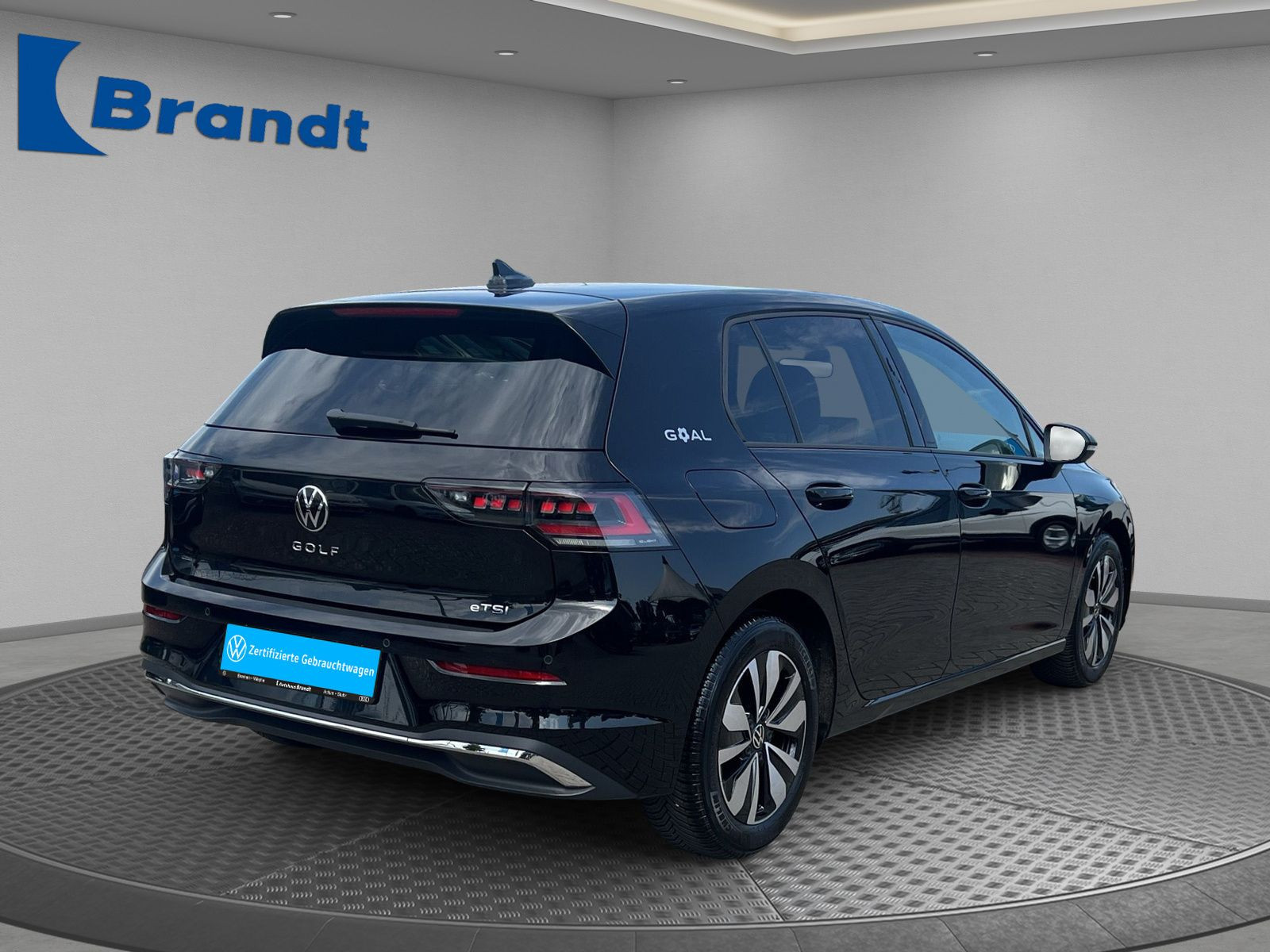 Volkswagen - Golf_4
