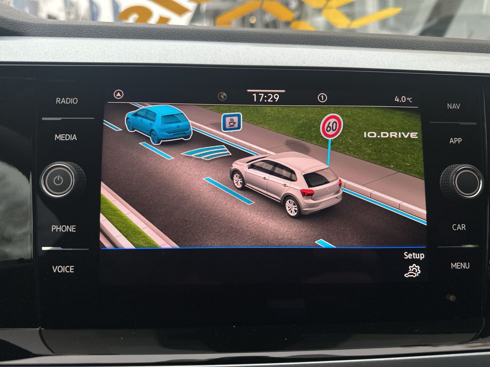 Volkswagen - Polo_24