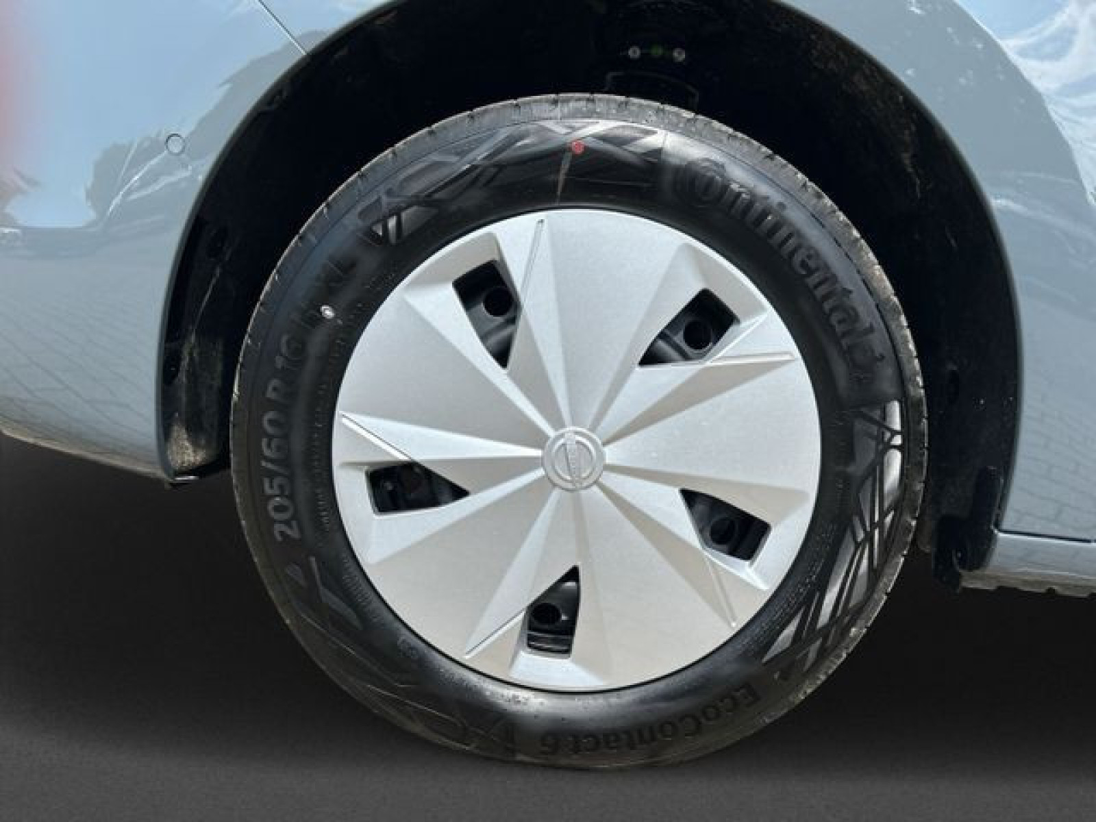 Nissan - Townstar_7