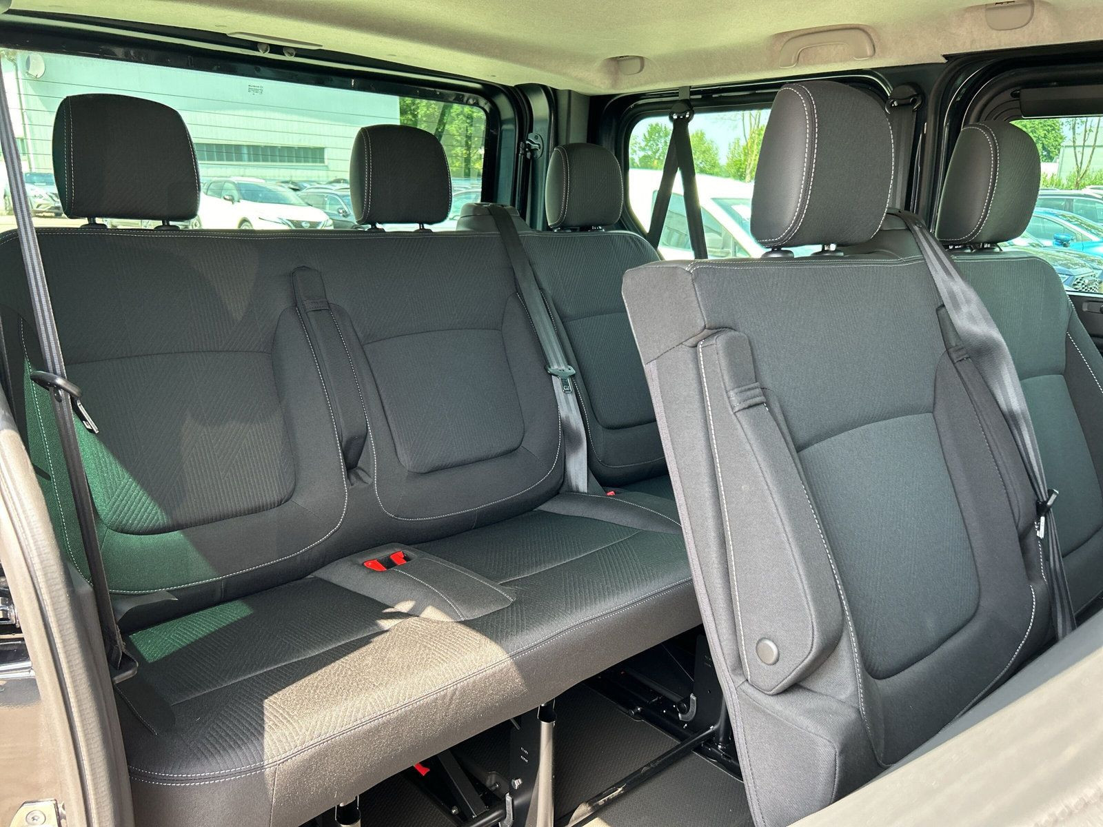 Nissan - Primastar_21