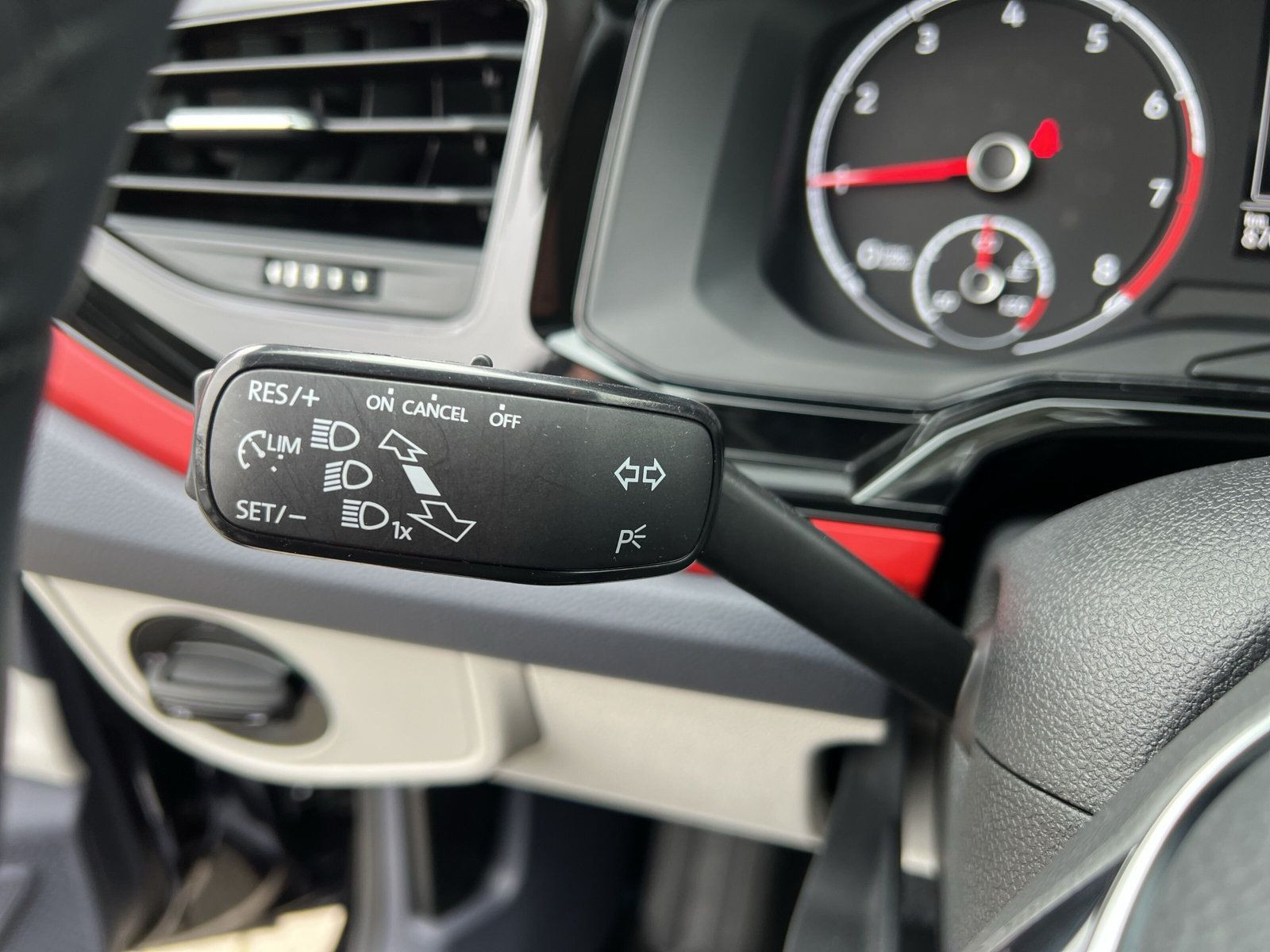 Volkswagen - Polo_24