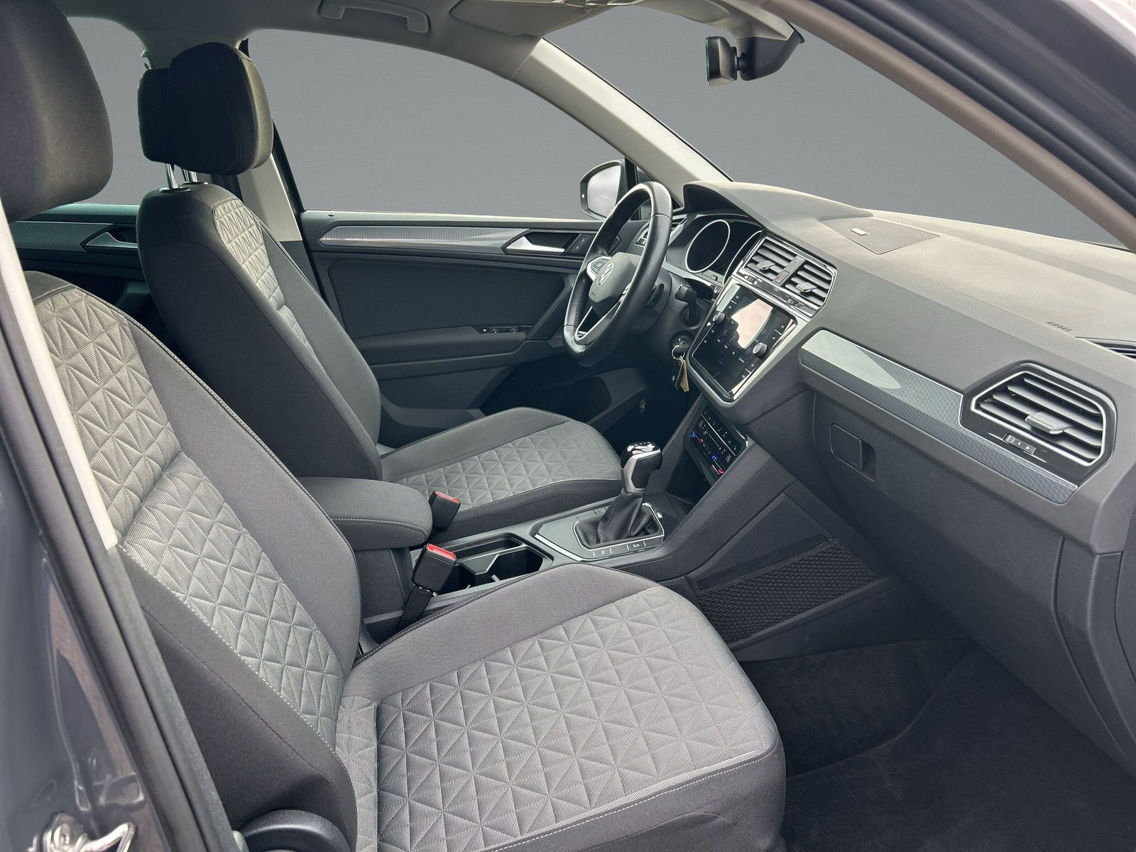 Volkswagen - Tiguan_10