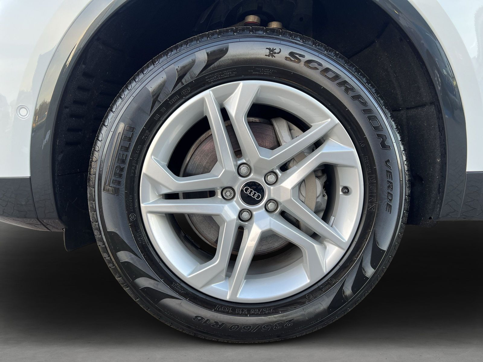 Audi - Q5_6