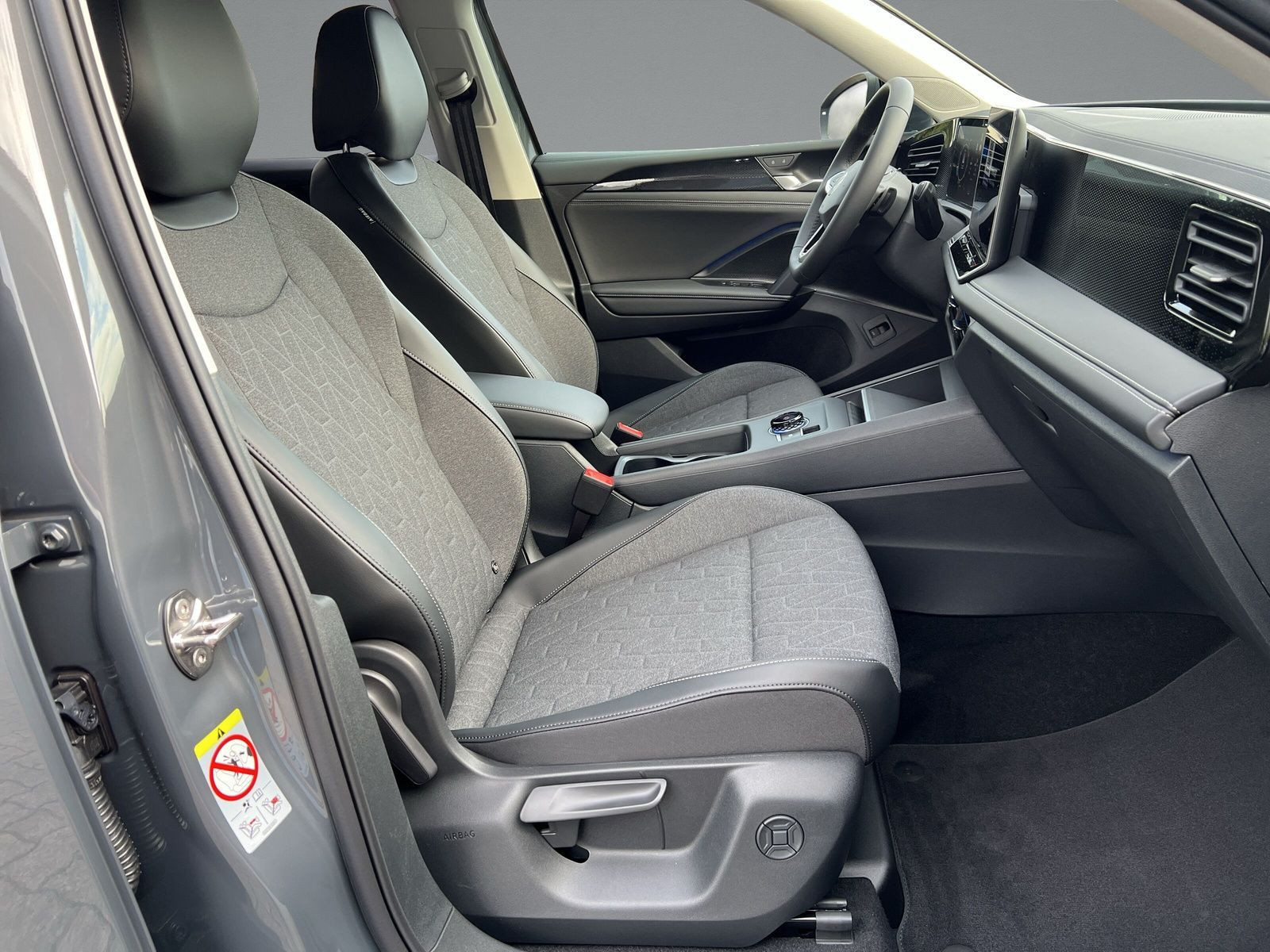 Volkswagen - Tiguan_13