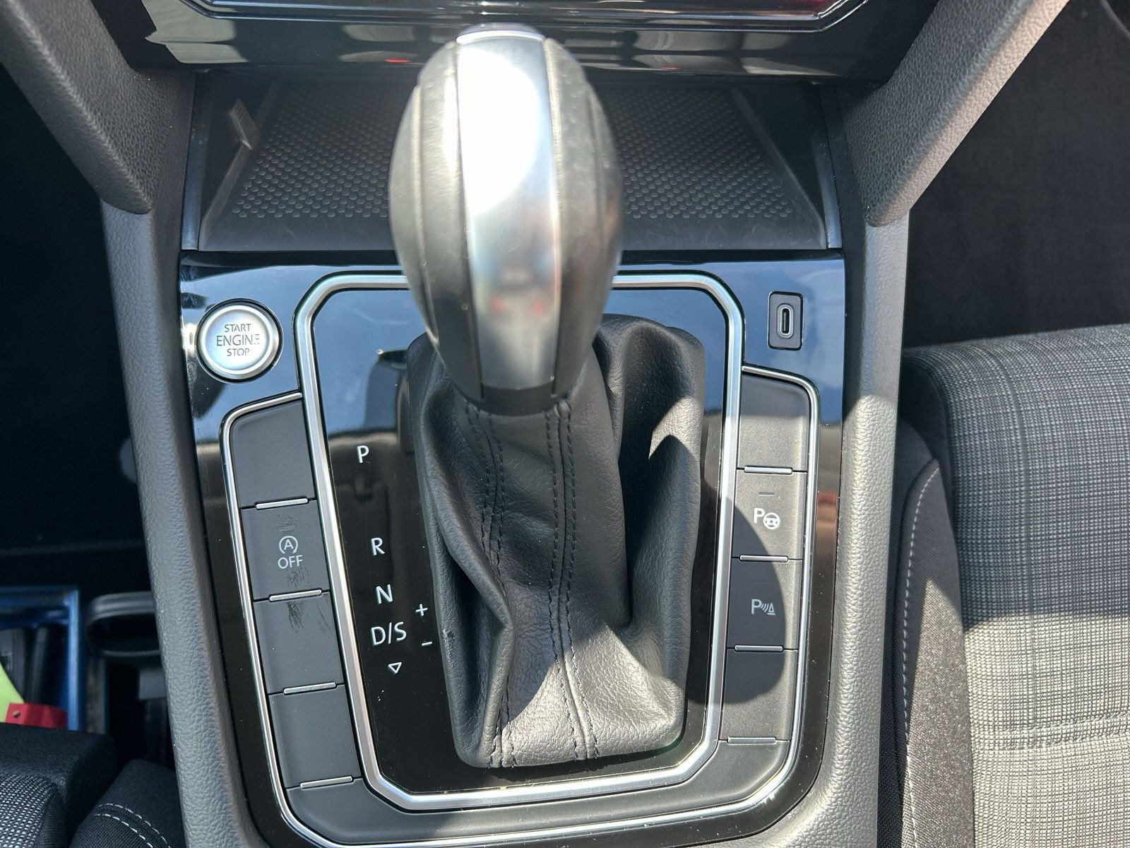 Volkswagen - Passat Variant_15