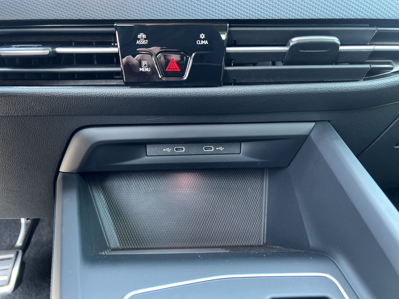 Volkswagen - Golf_19