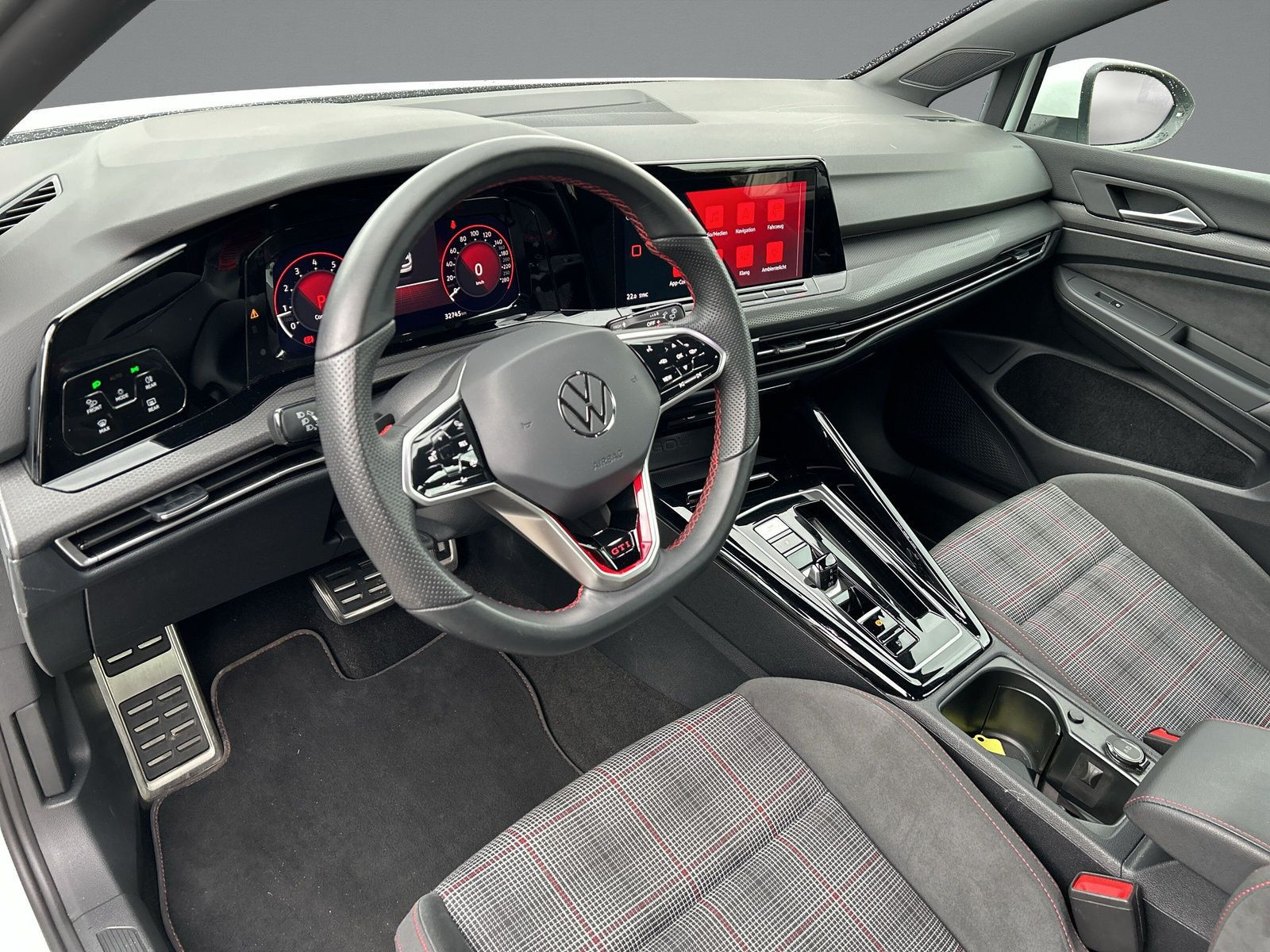 Volkswagen - Golf GTI_7