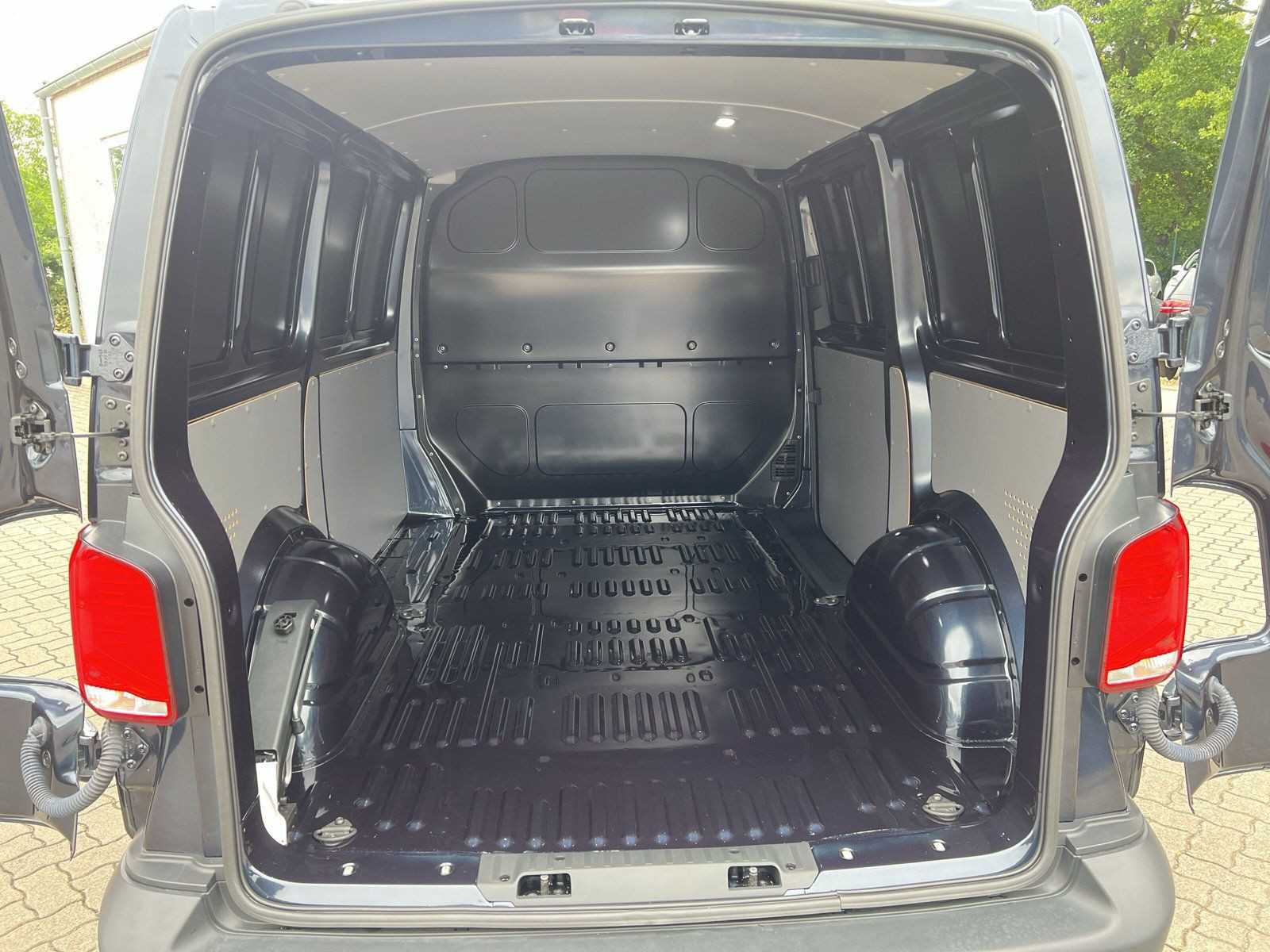 Volkswagen - T6.1 Transporter_22