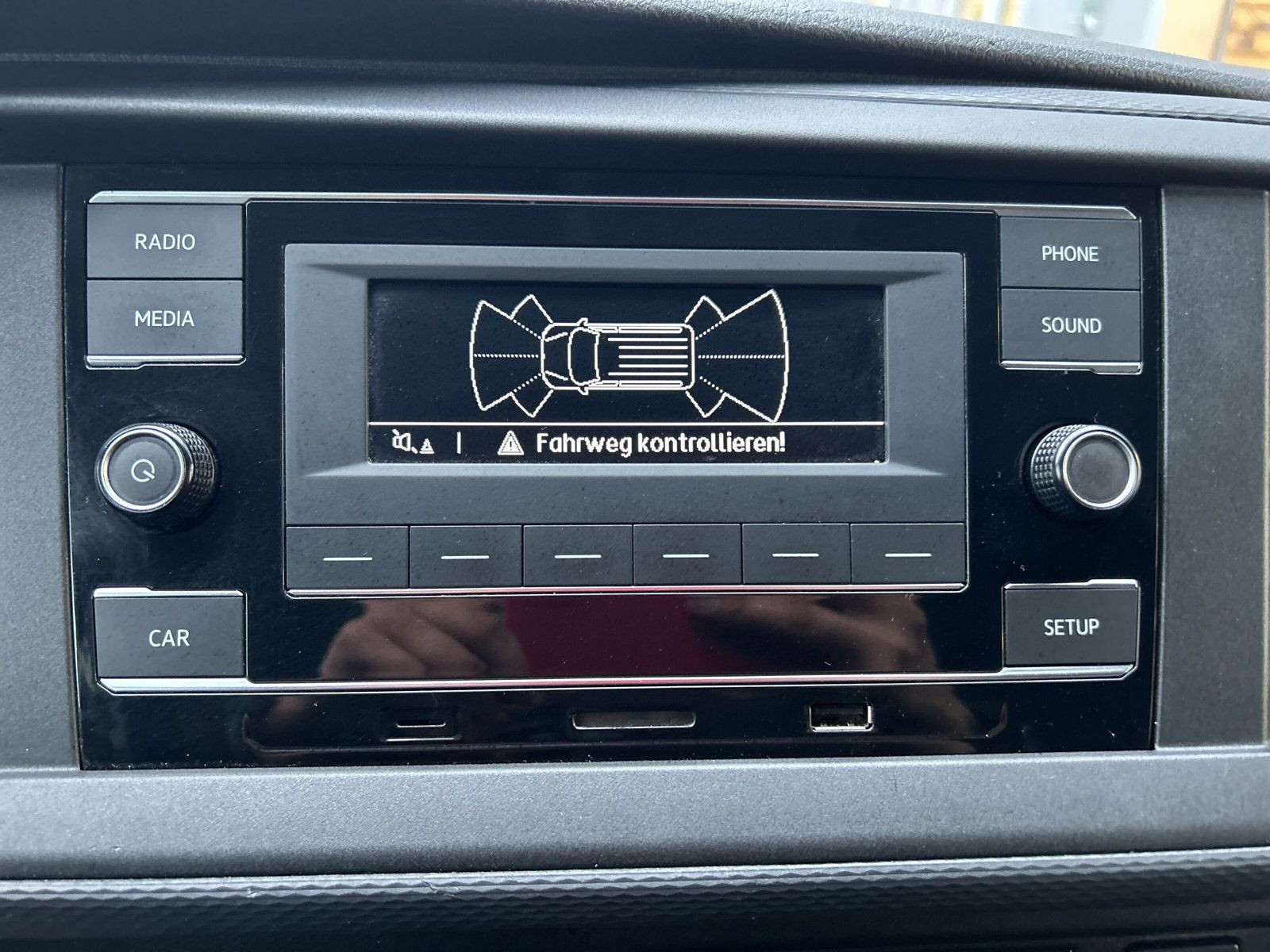 Volkswagen - T6.1 Transporter_16