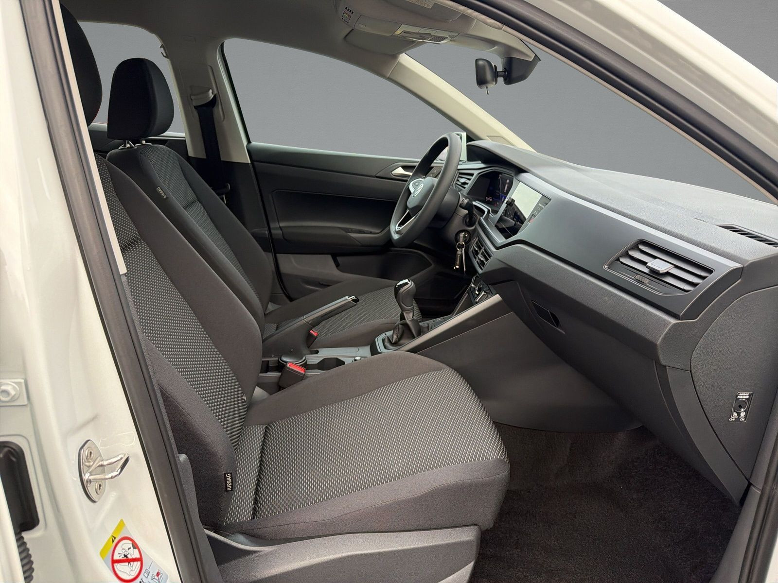 Volkswagen - Polo_13