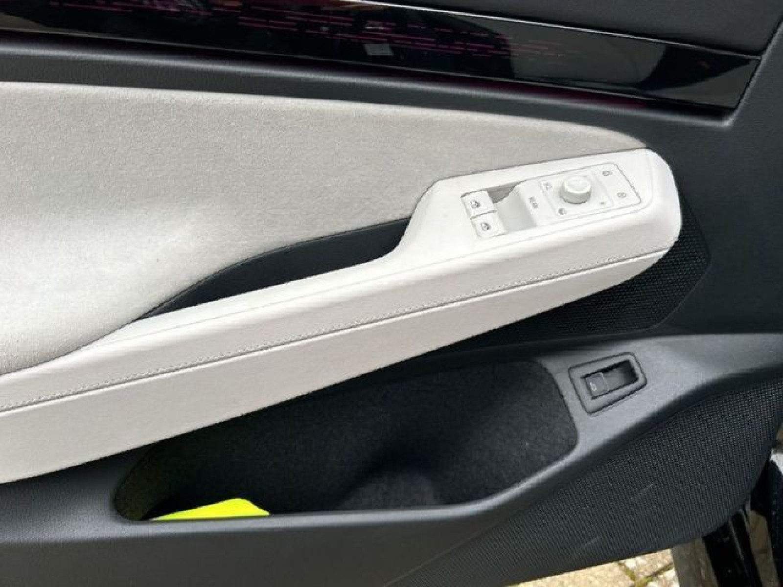 Volkswagen - ID.7_23