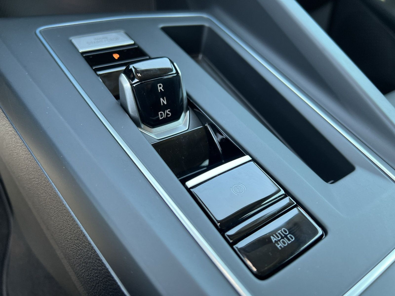 Volkswagen - Golf_16