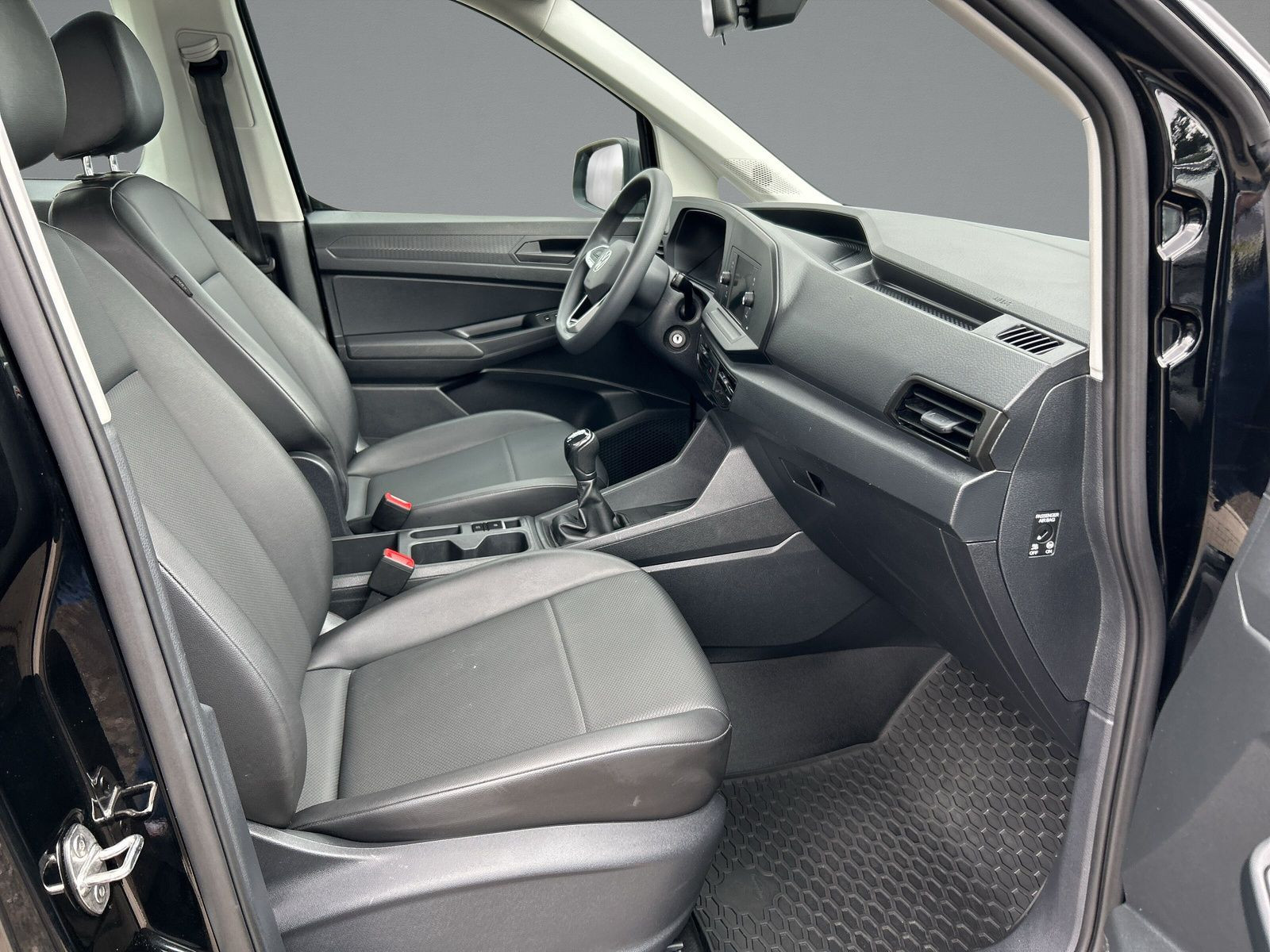 Volkswagen - Caddy Kombi_12