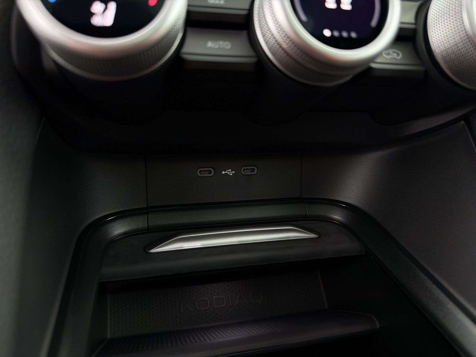 Fahrzeugbild_24 Fahrzeugbild_24