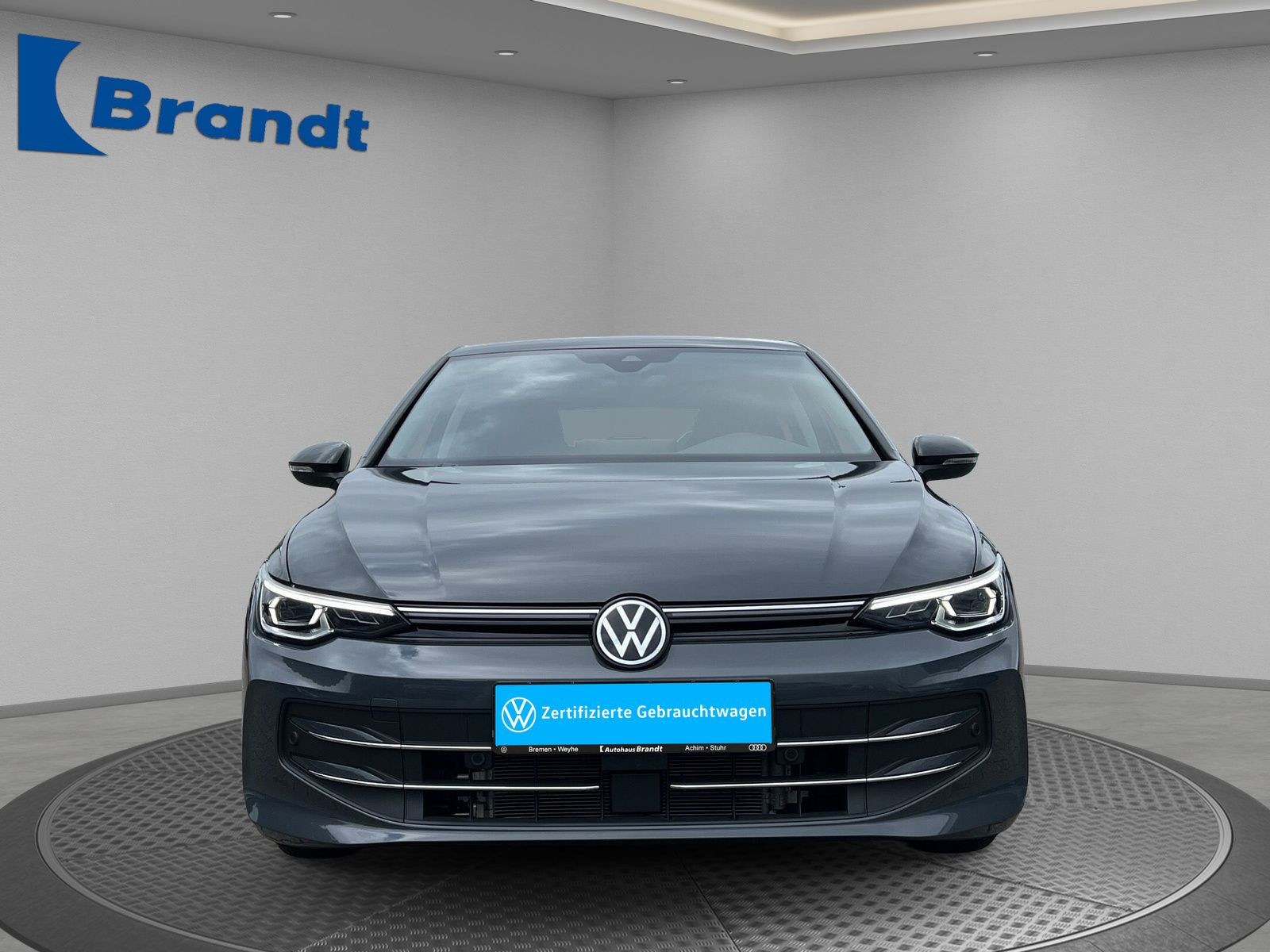 Volkswagen - Golf_5