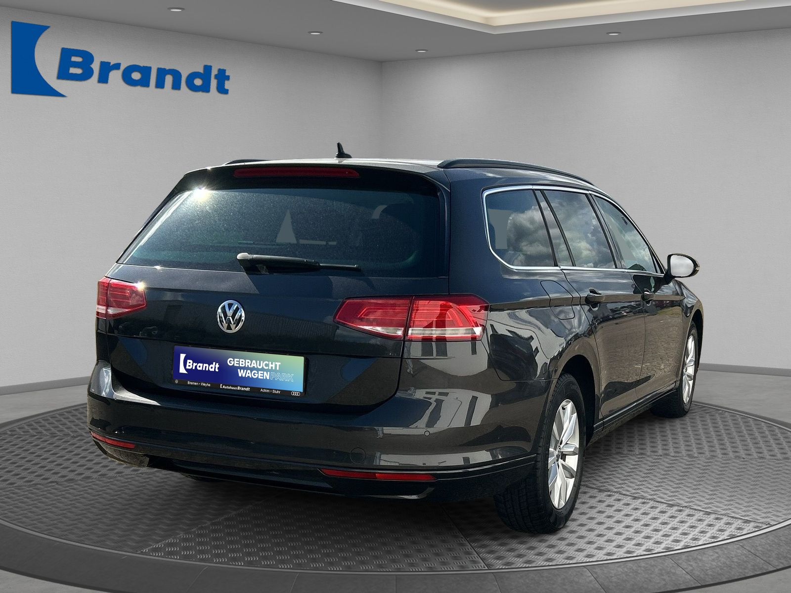 Volkswagen - Passat Variant_4