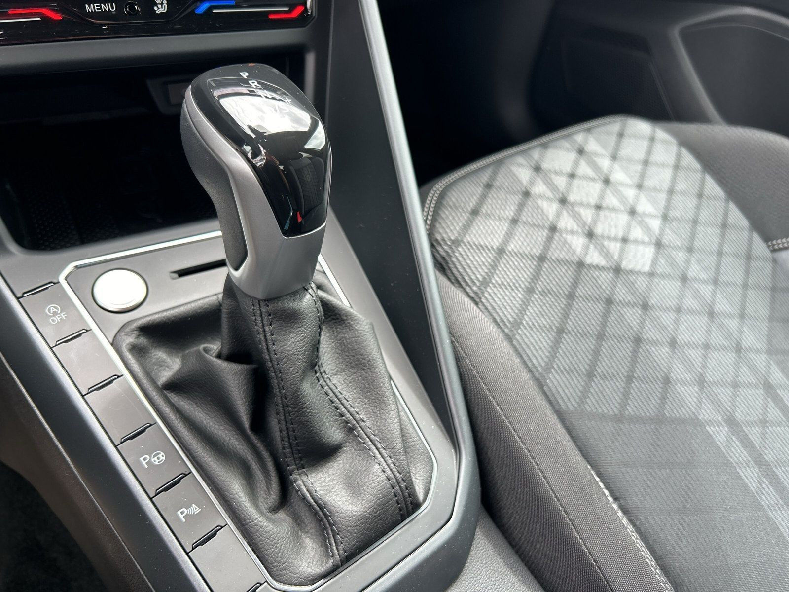 Volkswagen - Polo_16