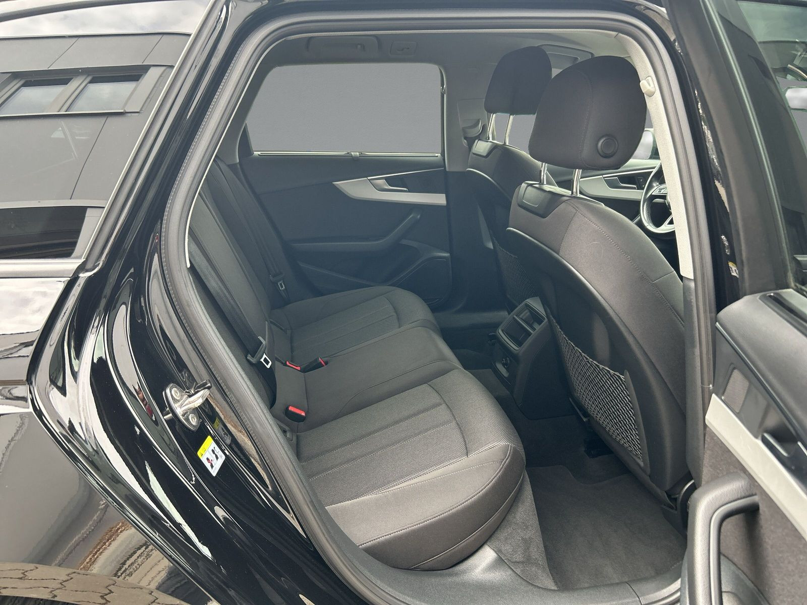 Audi - A4 Avant_12