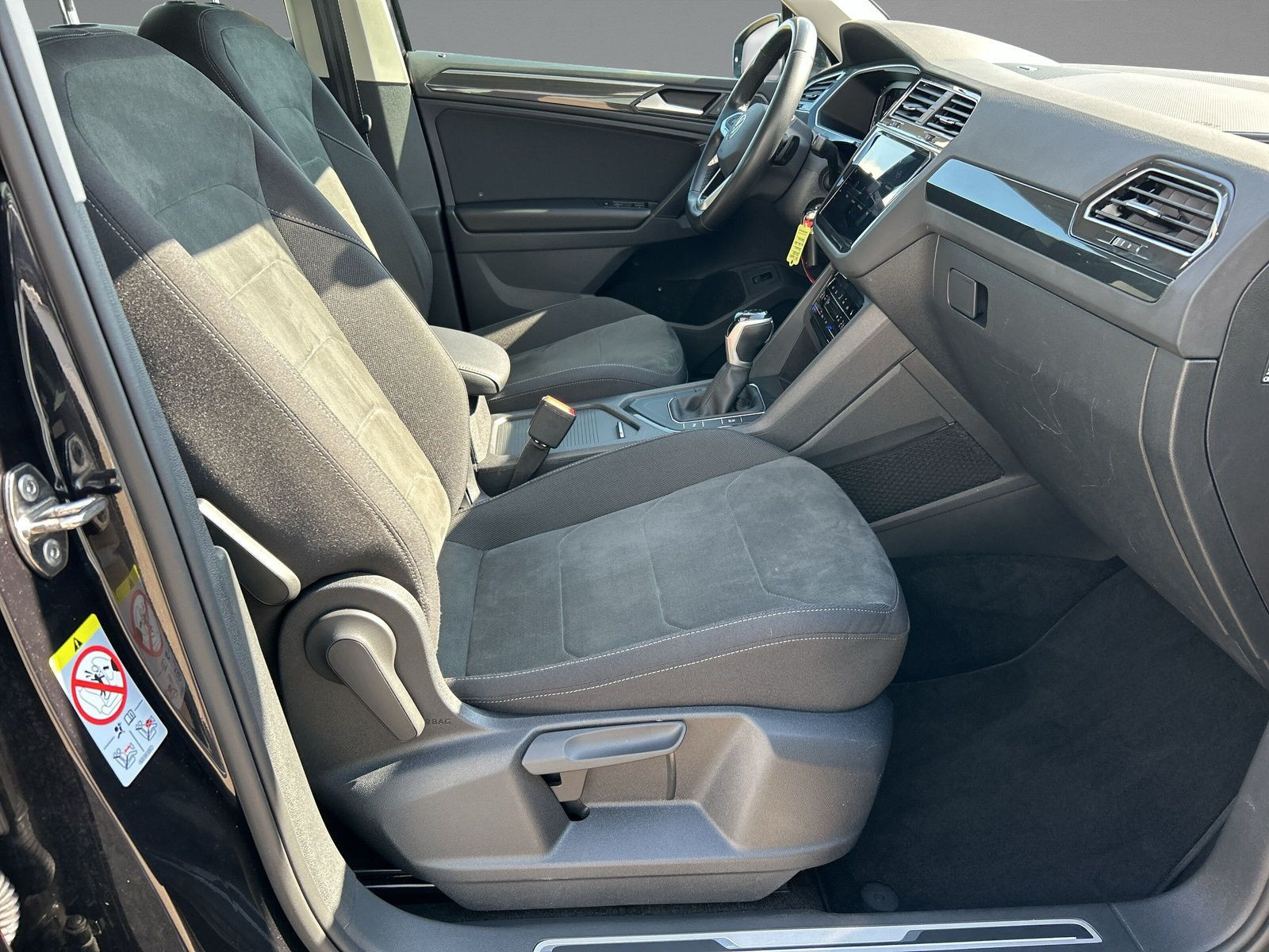 Volkswagen - Tiguan_12