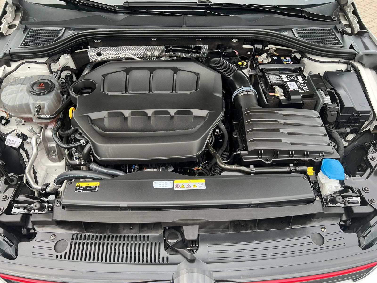 Volkswagen - Golf GTI_28