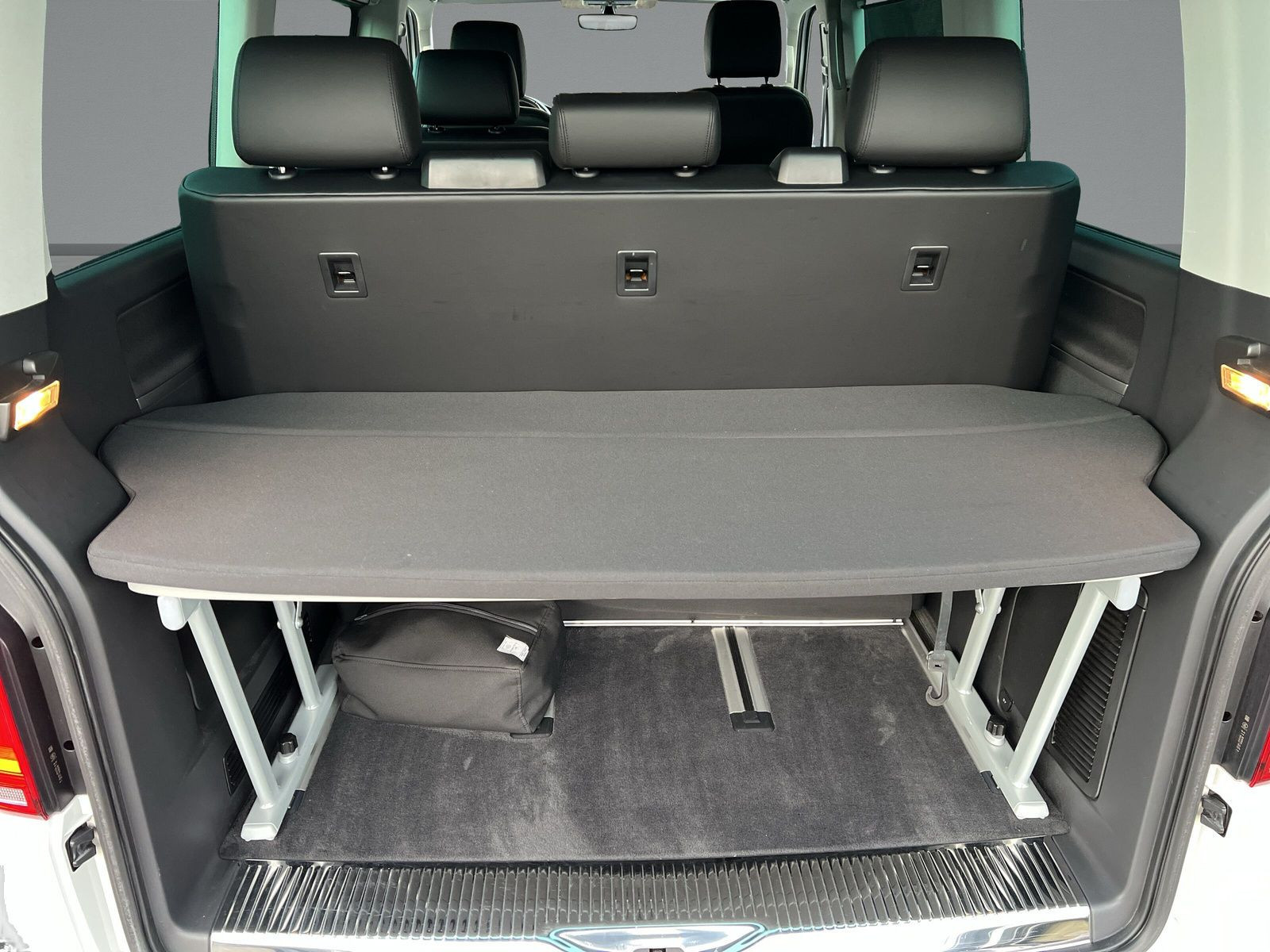 Volkswagen - T6 Multivan_9