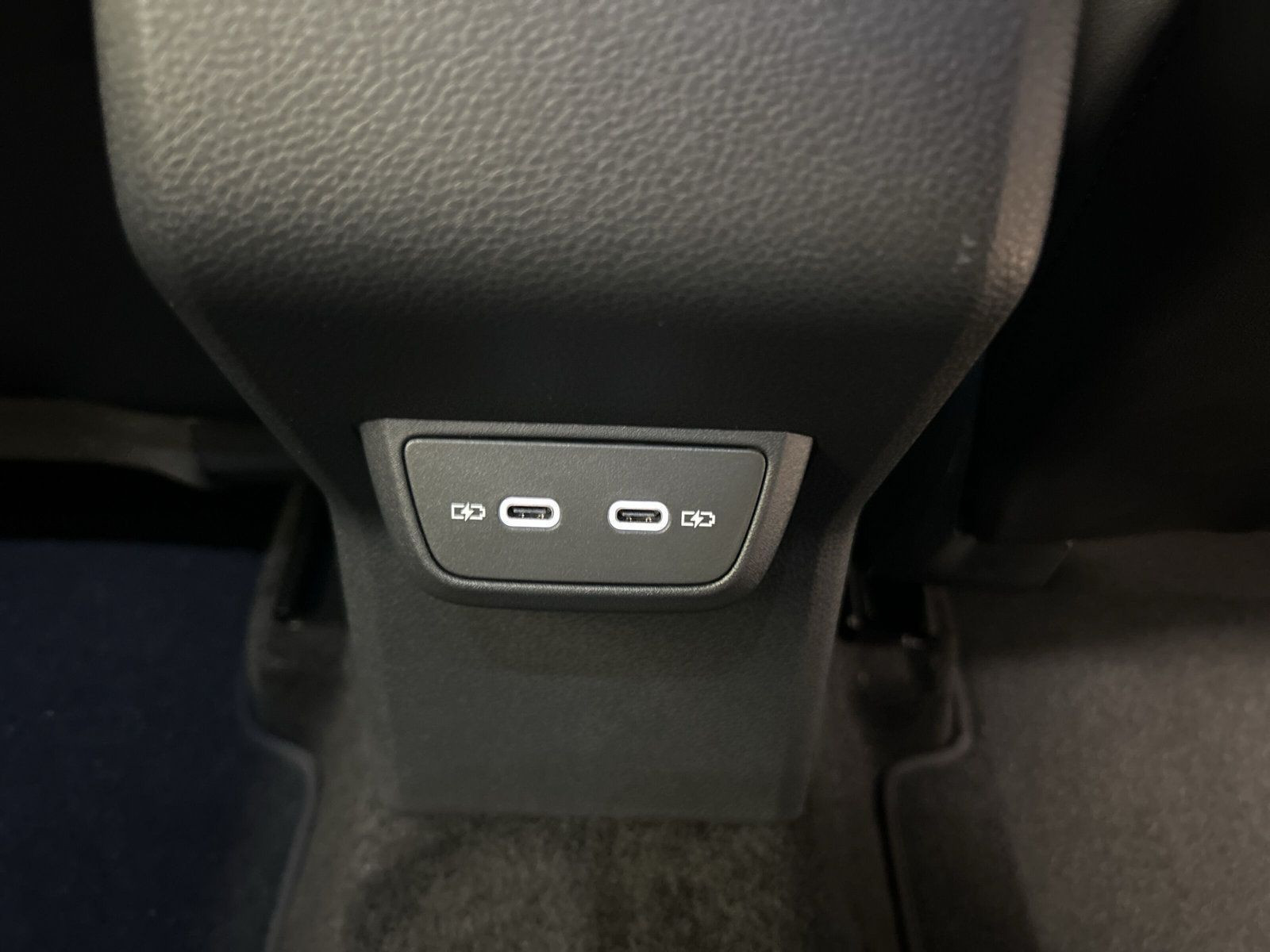 Volkswagen - Polo_27