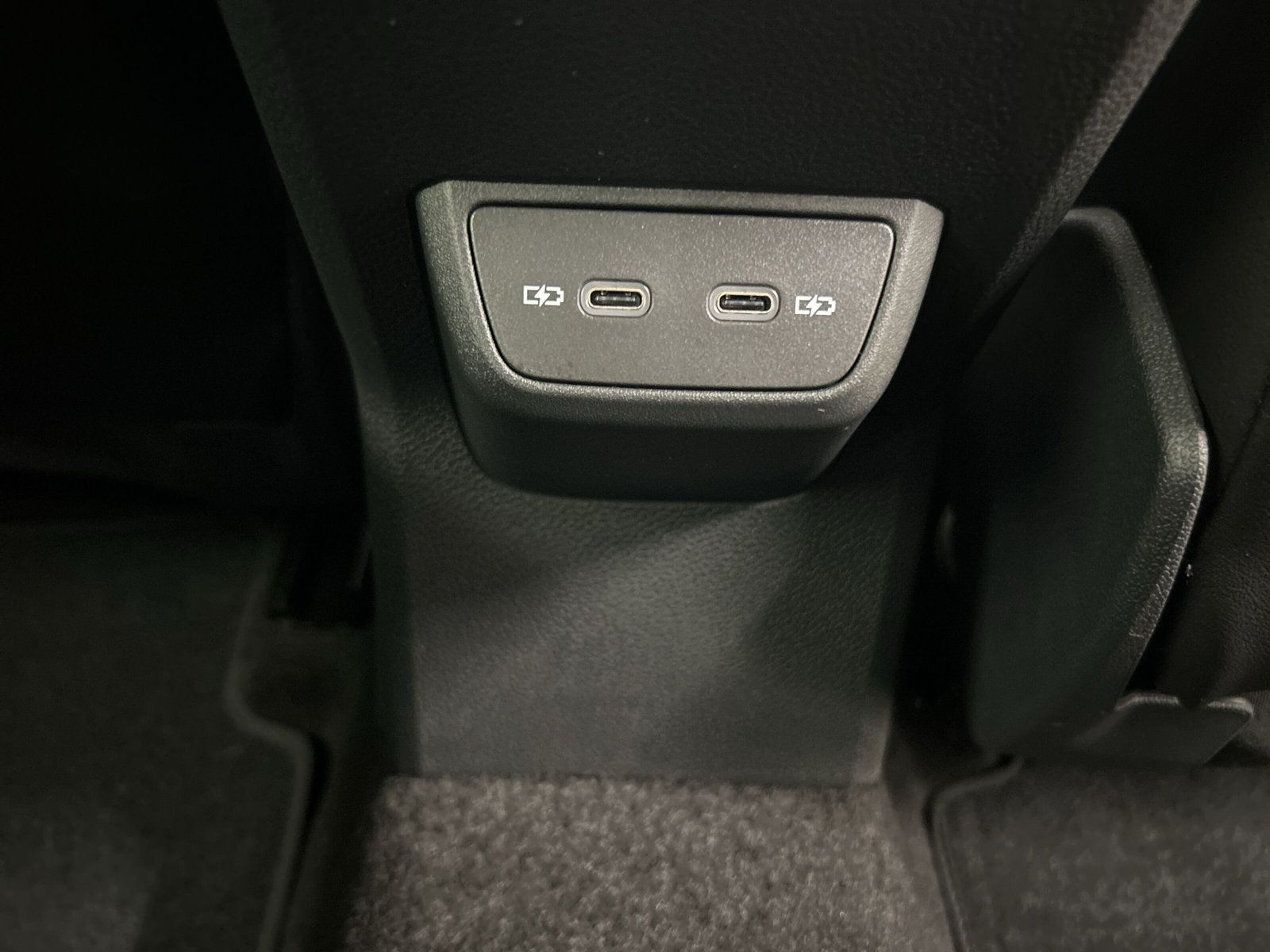 Volkswagen - Polo_26