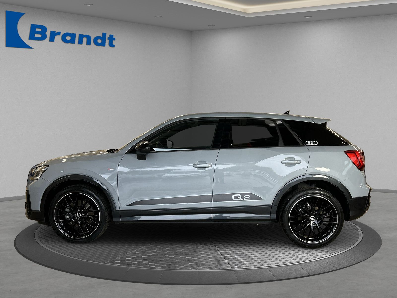 Audi - Q2_3