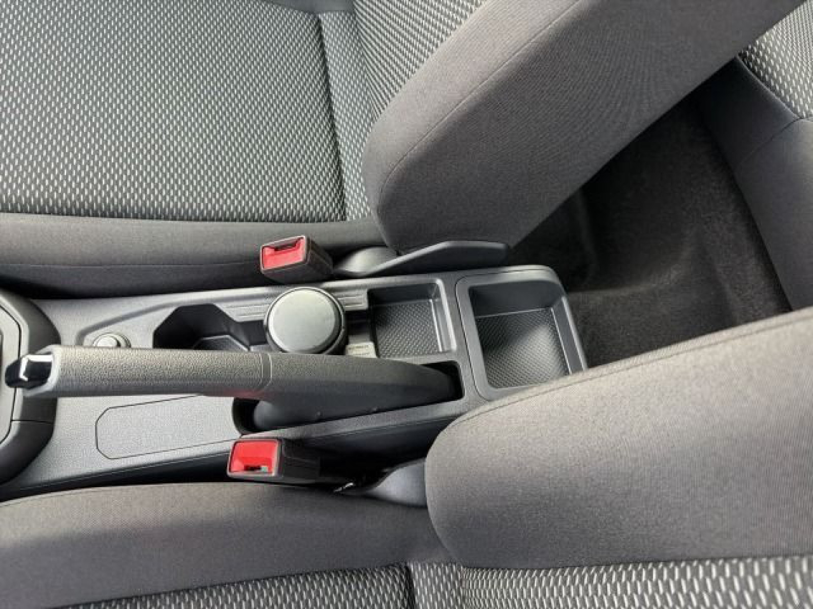 Volkswagen - Polo_26