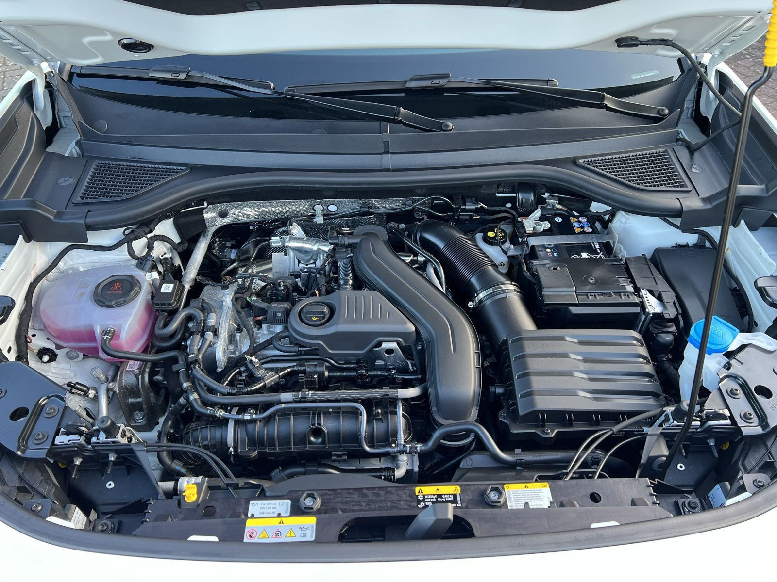 Volkswagen - T-Roc_37